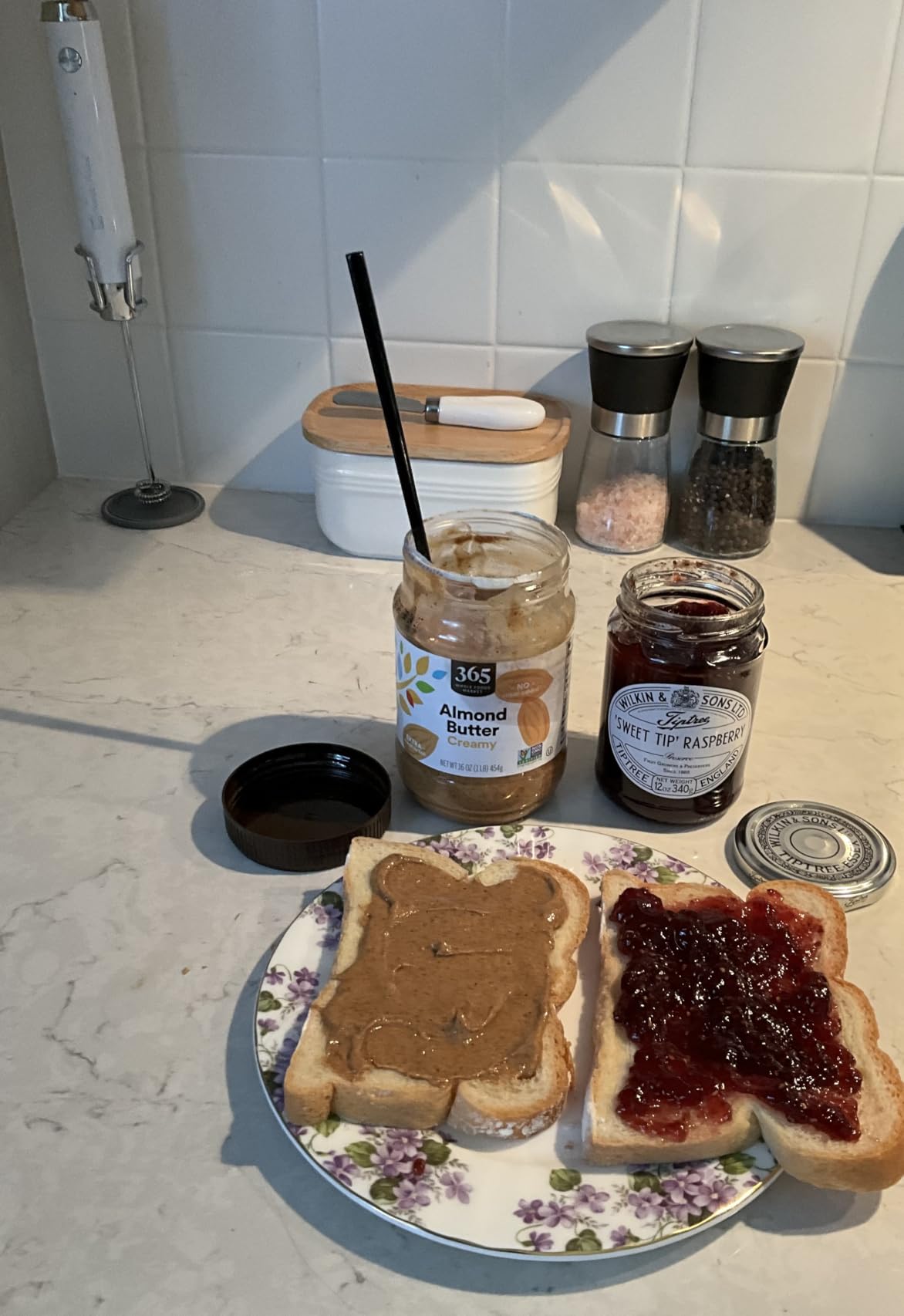 365 by Whole Foods Market, Creamy Almond Butter, 16 Ounce customer photo 1