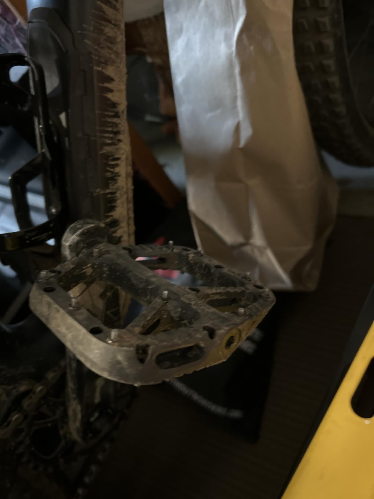 OneUp Components Composite Pedals - Lightweight, Durable Flat Bike Pedals for Mountain Bikes (MTB) customer photo 1