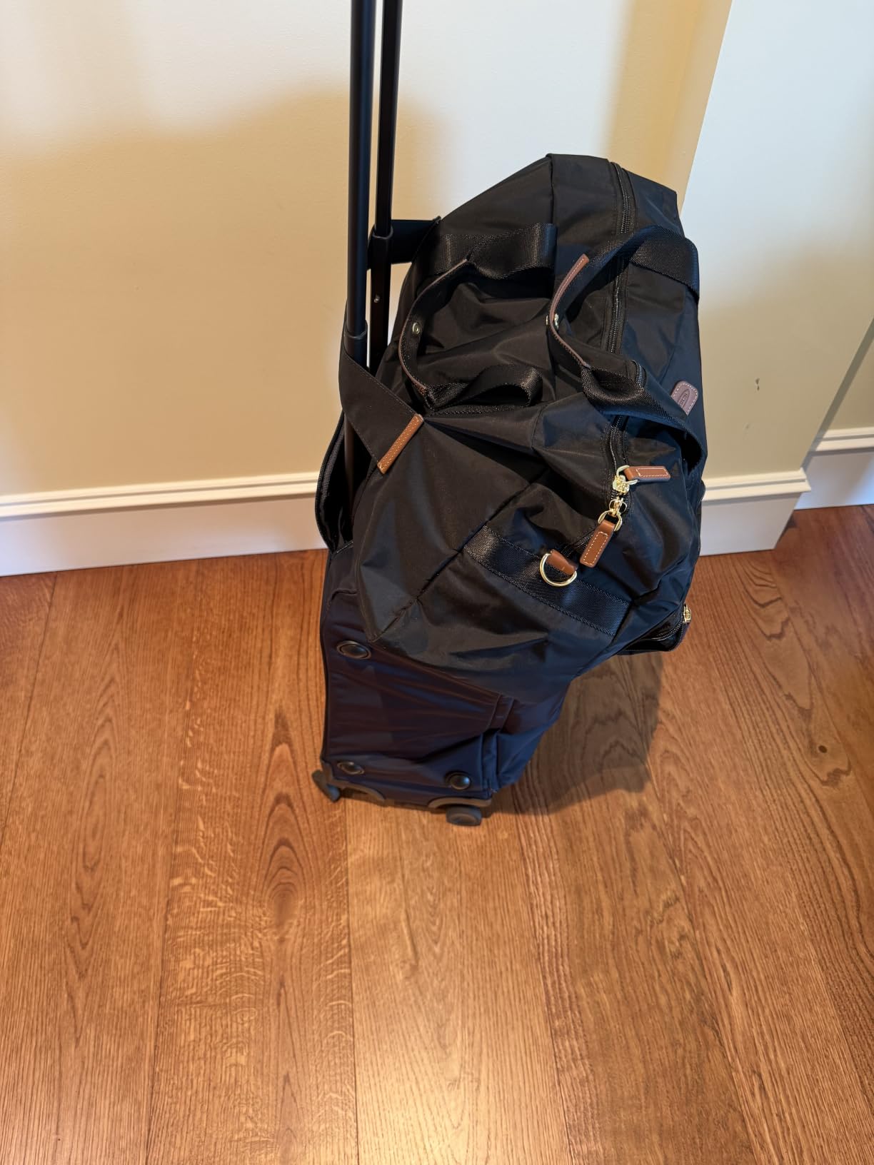 Bric's X-Bag 18-Inch Cargo Carry-On Duffle, Water-Resistant Satin Nylon Travel Bag with Leather Handles, Laptop Sleeve, Front Zip Pockets and Luggage Pass-Through - Black customer photo 2