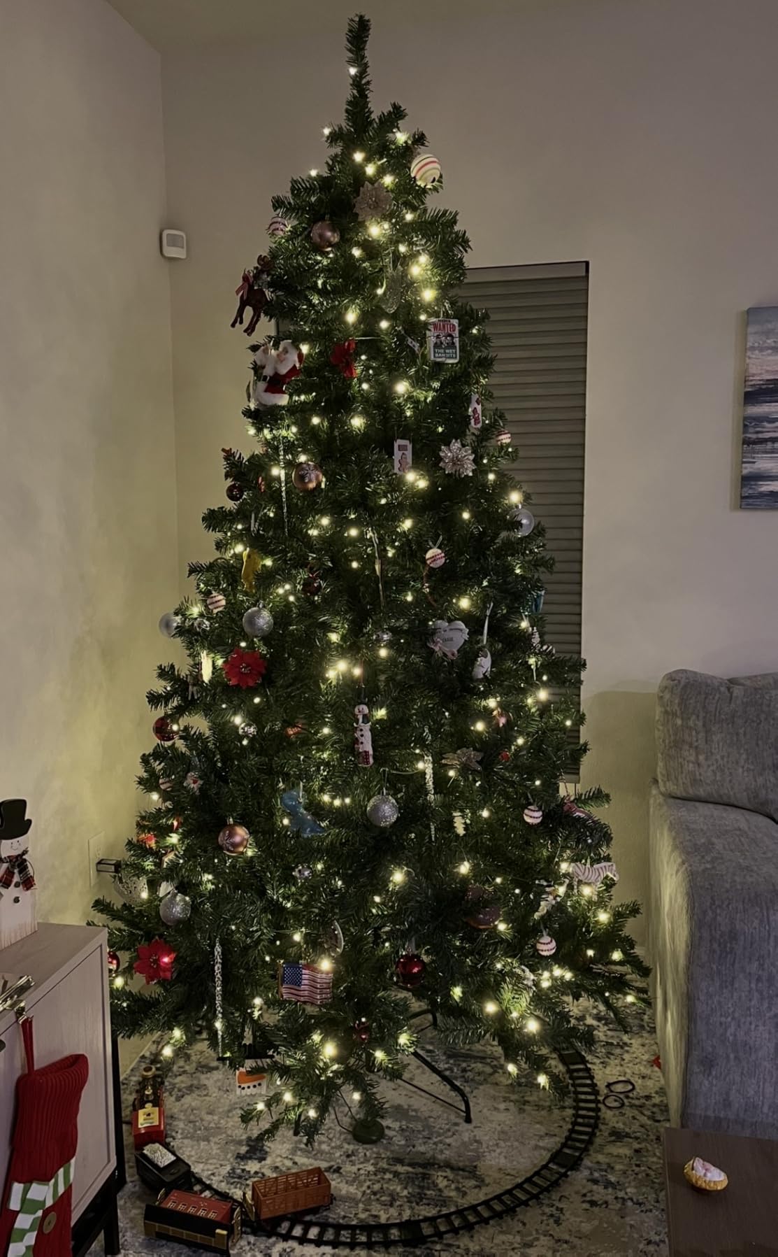 Best Choice Products Artificial Christmas Tree, 9ft Premium Pre-Lit Realistic Spruce Holiday Decor w/Dense Branches, Metal Base - Green Spruce customer photo 2