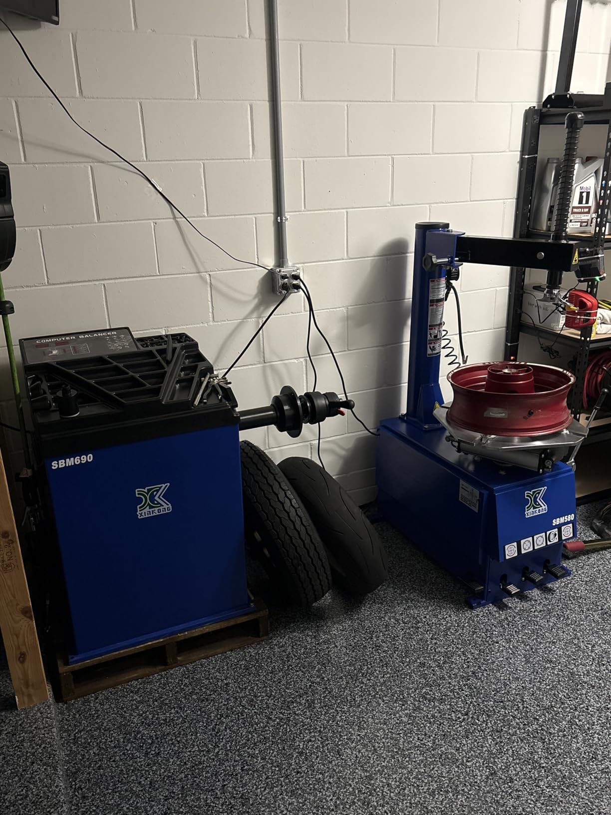 XK Tire Changers Machine and Wheel Balancer Combo, 110V, 2.0HP, Max Tire Diameter 37 in, Multi Balancing Modes for Automotive Repair Shops, Home Garages, 36 Month Part Replacements customer photo 2