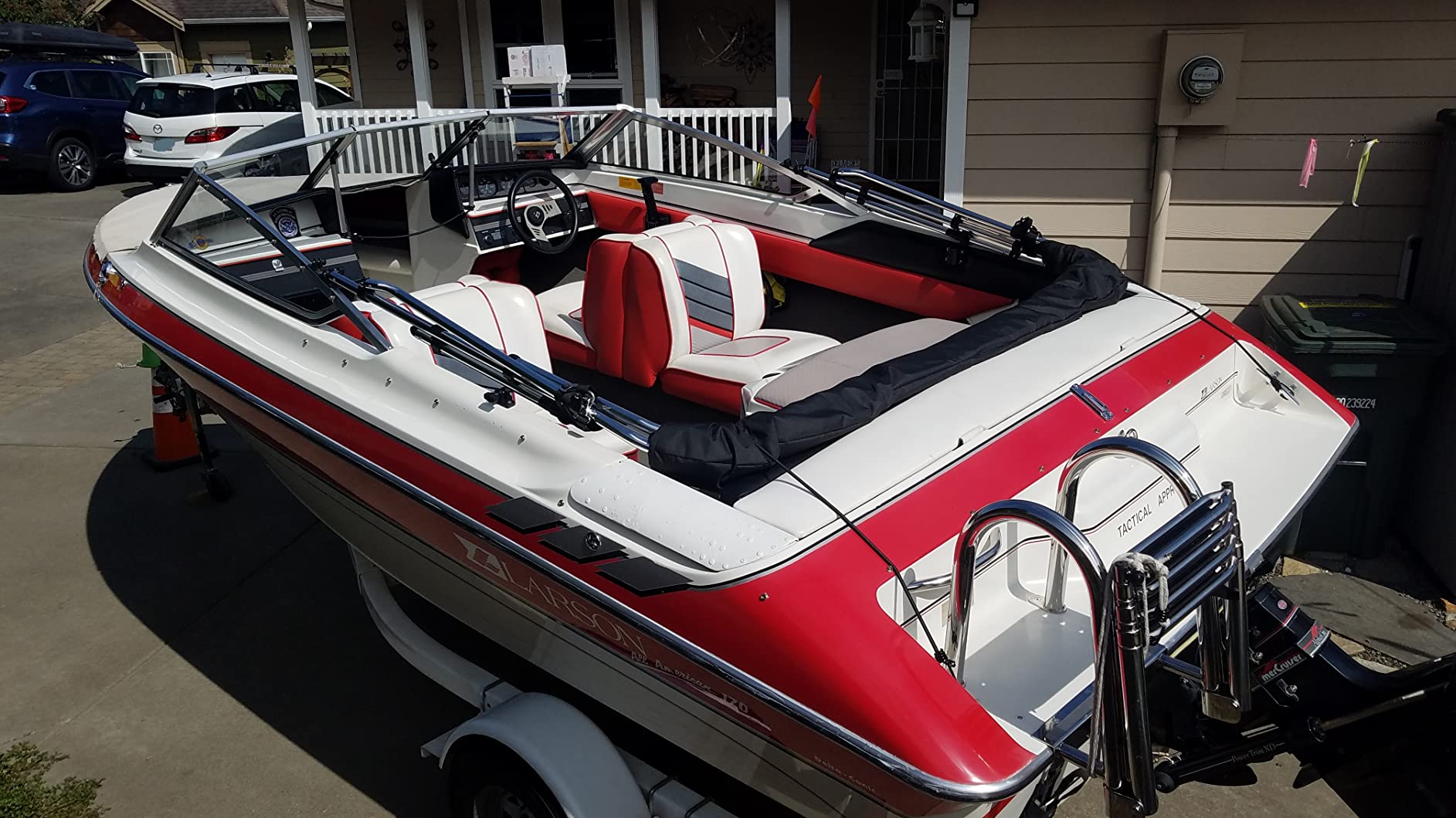 4-Step Pontoon Boat Ladder, 316 Stainless Steel Folding Telescoping Inboard Ladder with Hand Railing and Extra Wide Steps customer photo 1