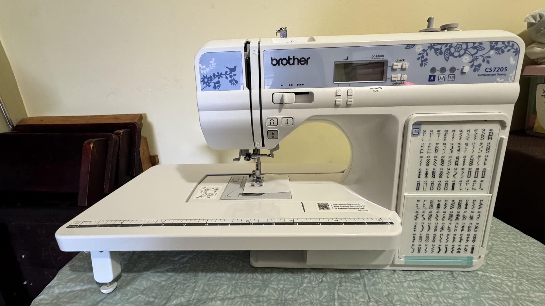 Brother CS7205 Computerized Sewing Machine, 150 Built-in Stitches, Wide Table, 11 Sewing Feet customer photo 1