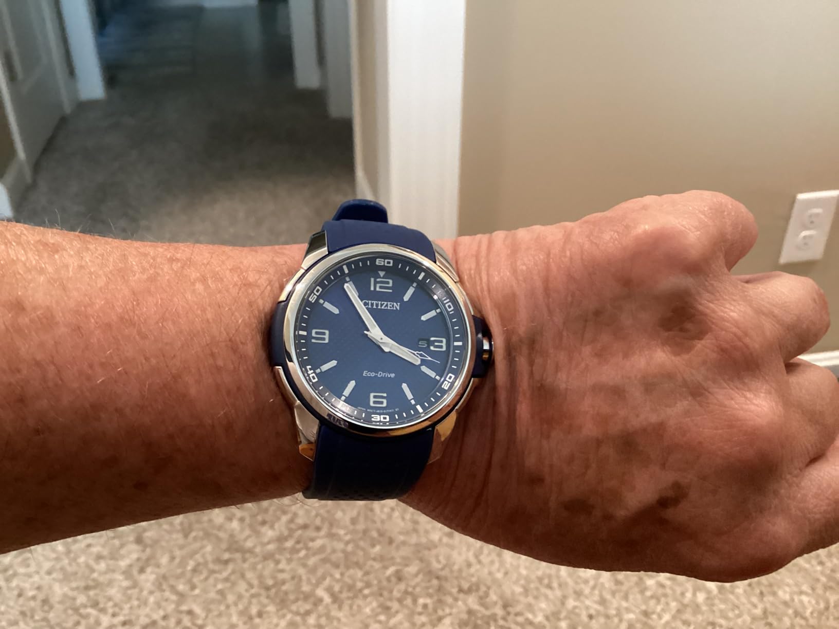 Citizen Men's Eco-Drive Weekender Watch in Stainless Steel with Blue Polyurethane Strap, Blue Dial (Model: AW1158-05L) customer photo 1
