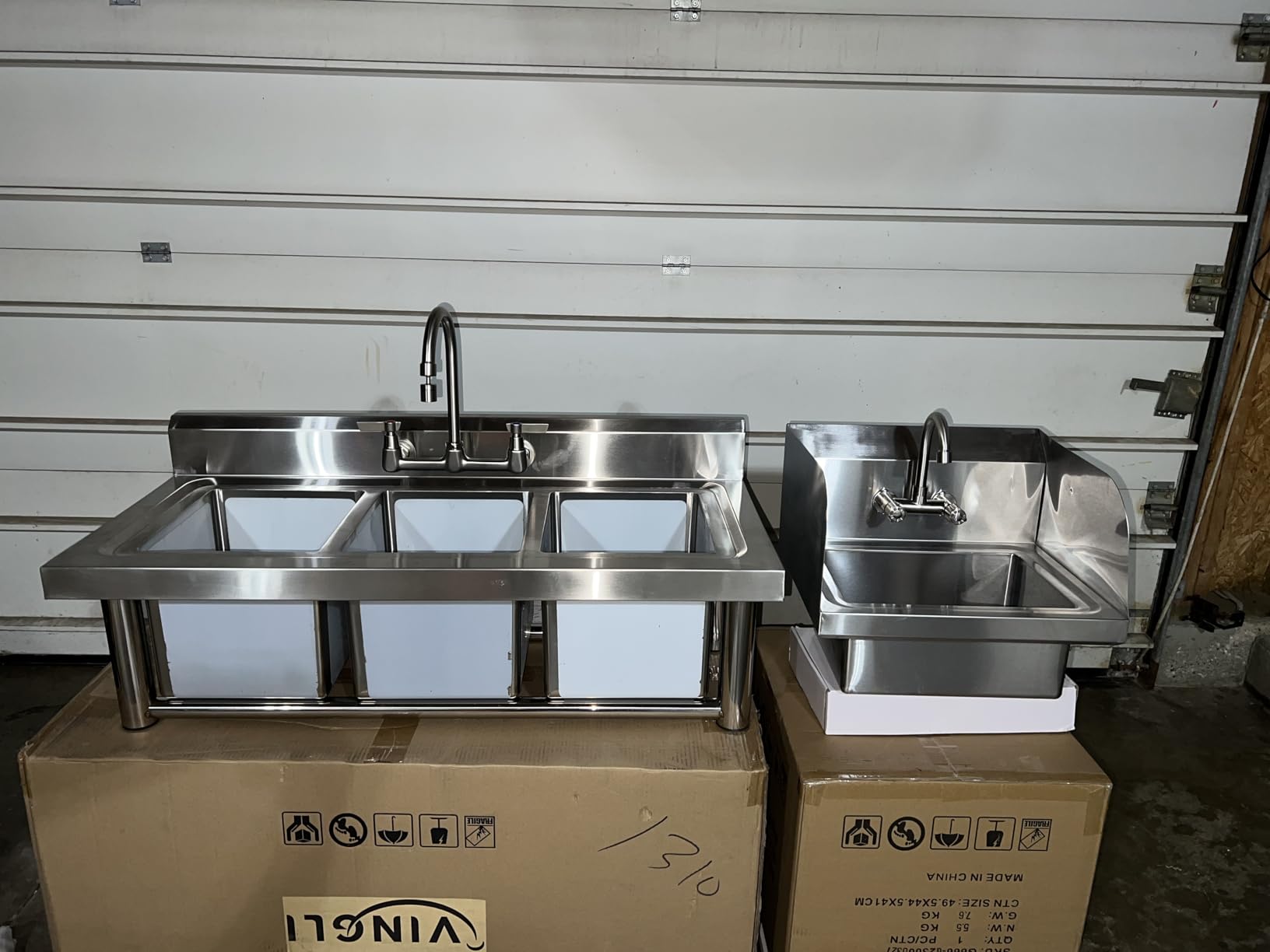 Bonnlo Upgraded Commercial Hand Wash Stainless Steel Prep/Bar Sink with Side Splash Guard - Wall Mount Utility Sink customer photo 1