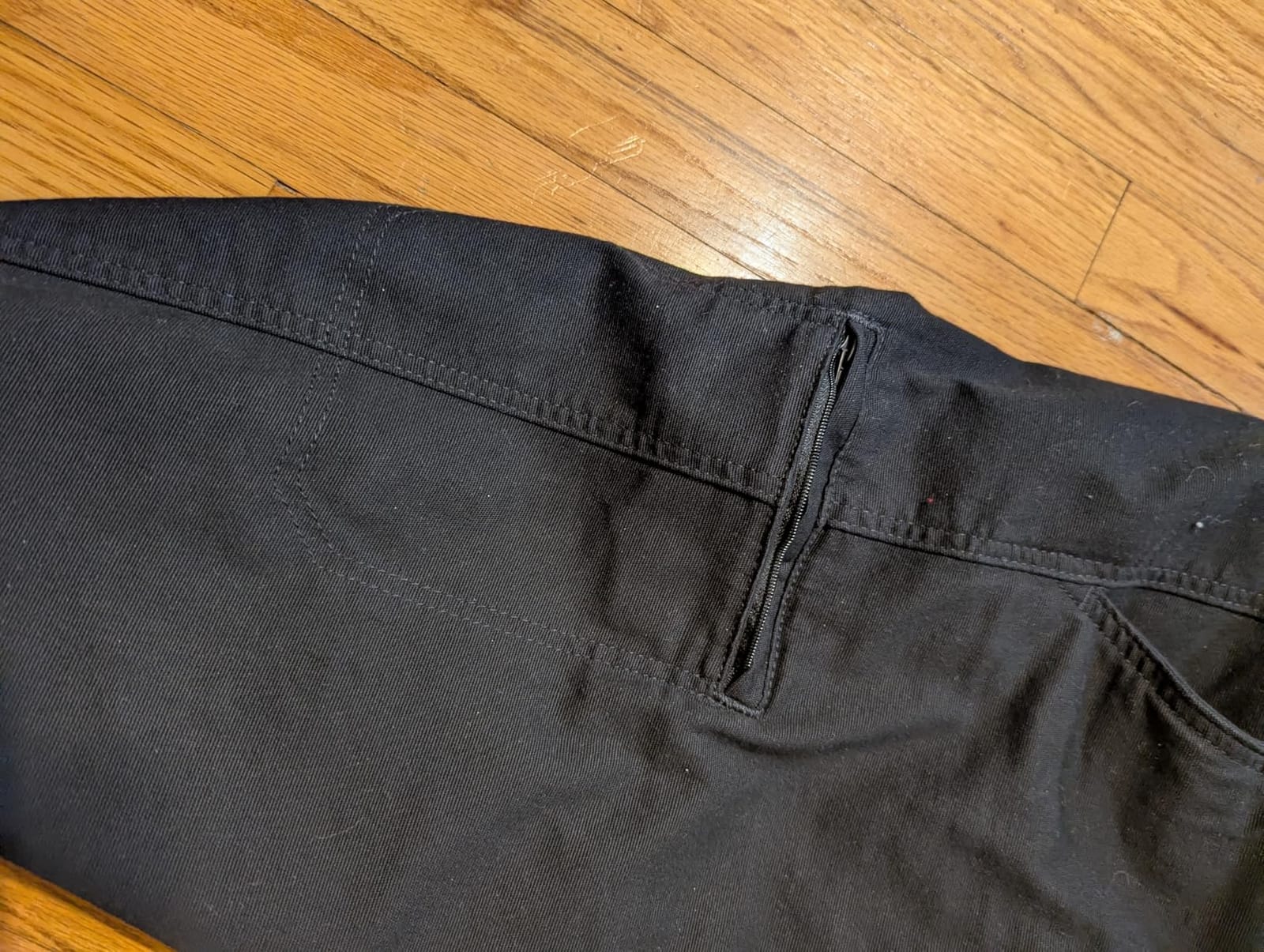 Lee Men's Extreme Motion Canvas Cargo Pant customer photo 1