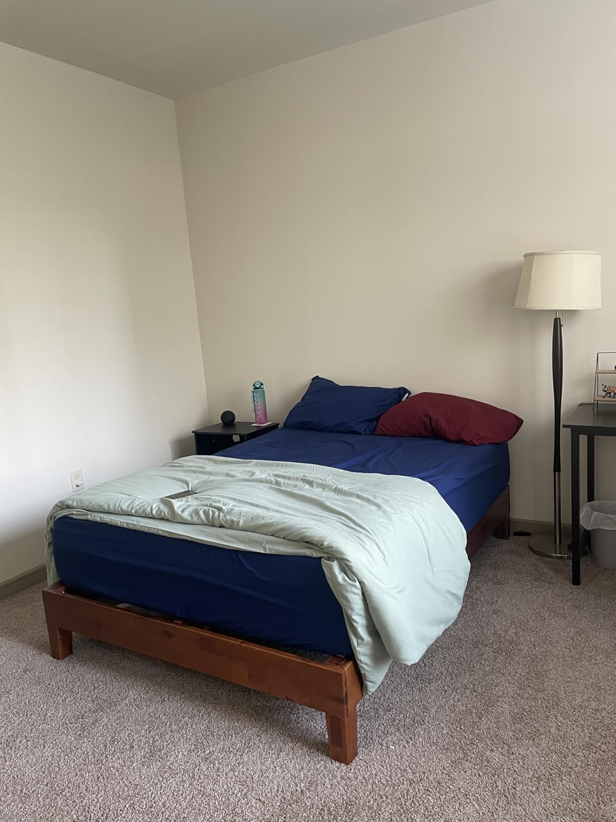 Zinus Moiz Deluxe Wood Platform Bed Frame, Wood Slat Support, No Box Spring Needed, Easy Assembly, Natural, Full customer photo 2