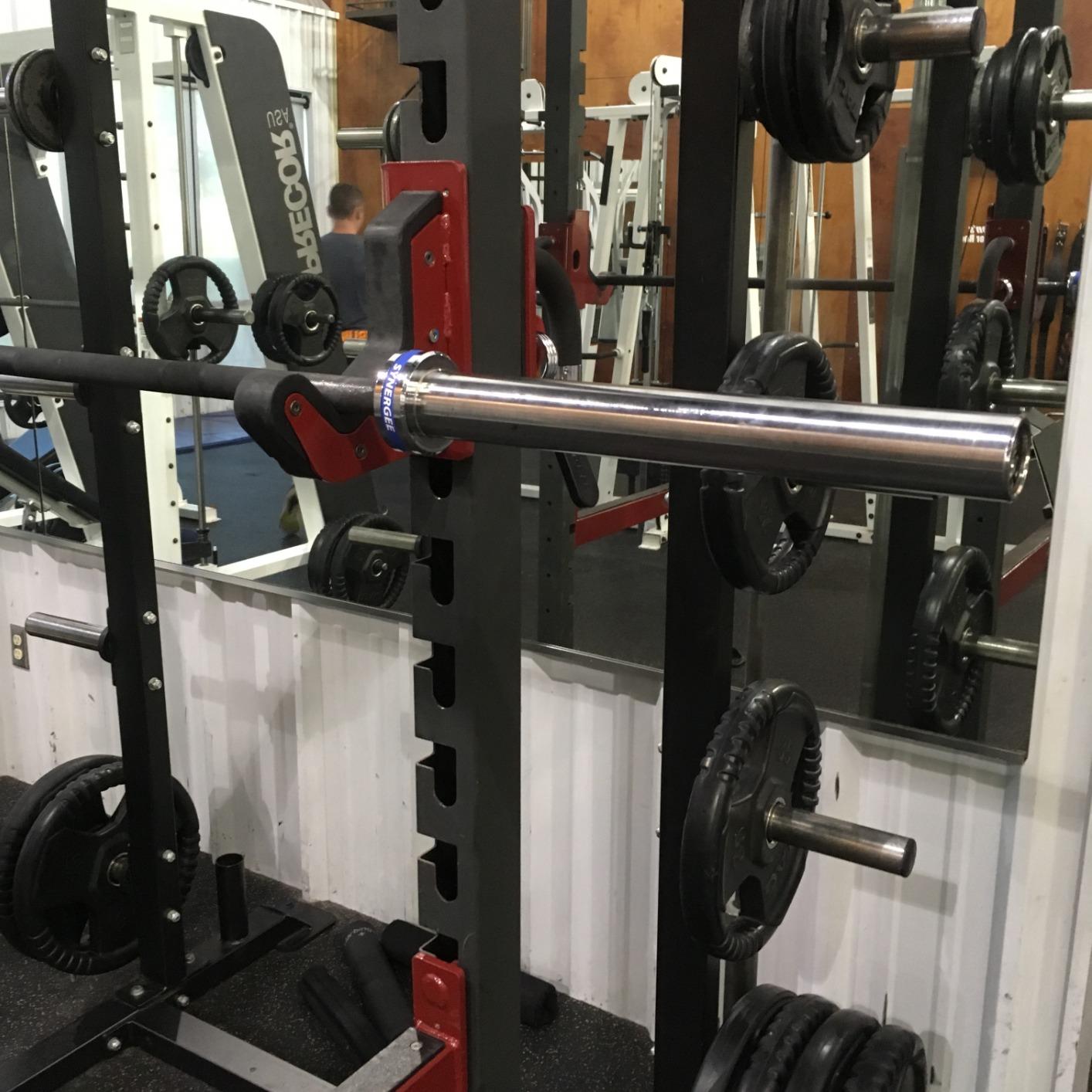 Synergee Open 15kg and 20kg Black Phosphate and Chrome Olympic Barbell. Rated 1000lbs for Weightlifting and Powerlifting. customer photo 1