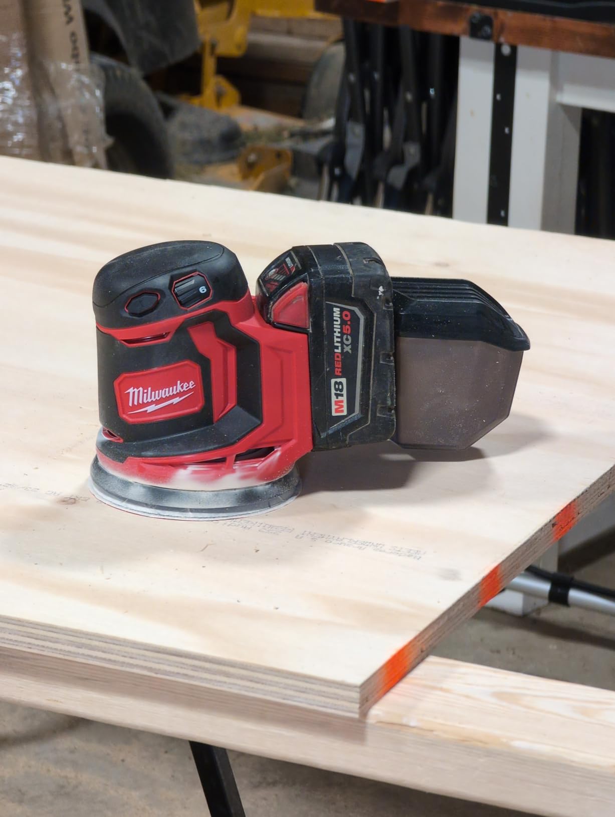 Milwaukee Electric Tools 2648-20 M18 Random Orbit Sander customer photo 1