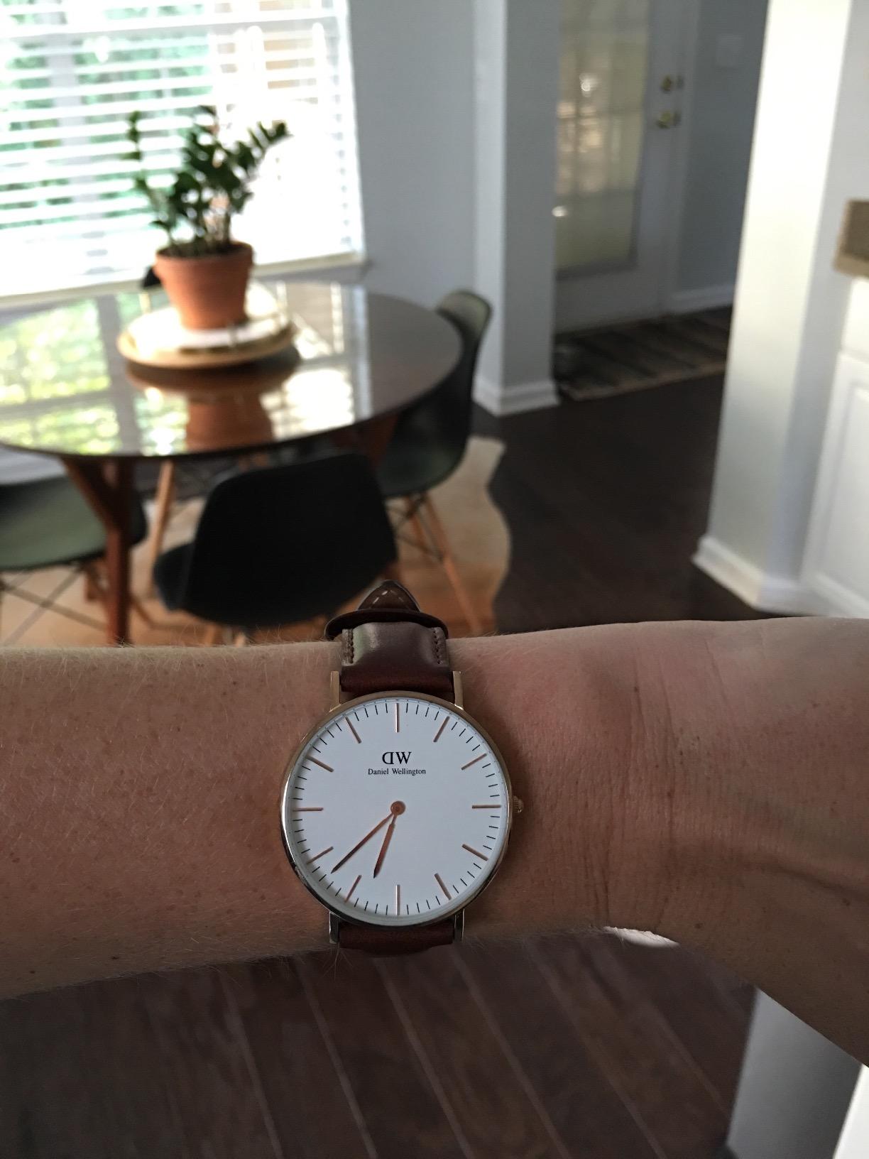 Daniel Wellington Classic St. Mawes Rose Gold Watch - Japanese Quartz Movement, Genuine Leather Strap, Water Resistant Analog Watch for Men & Women customer photo 1