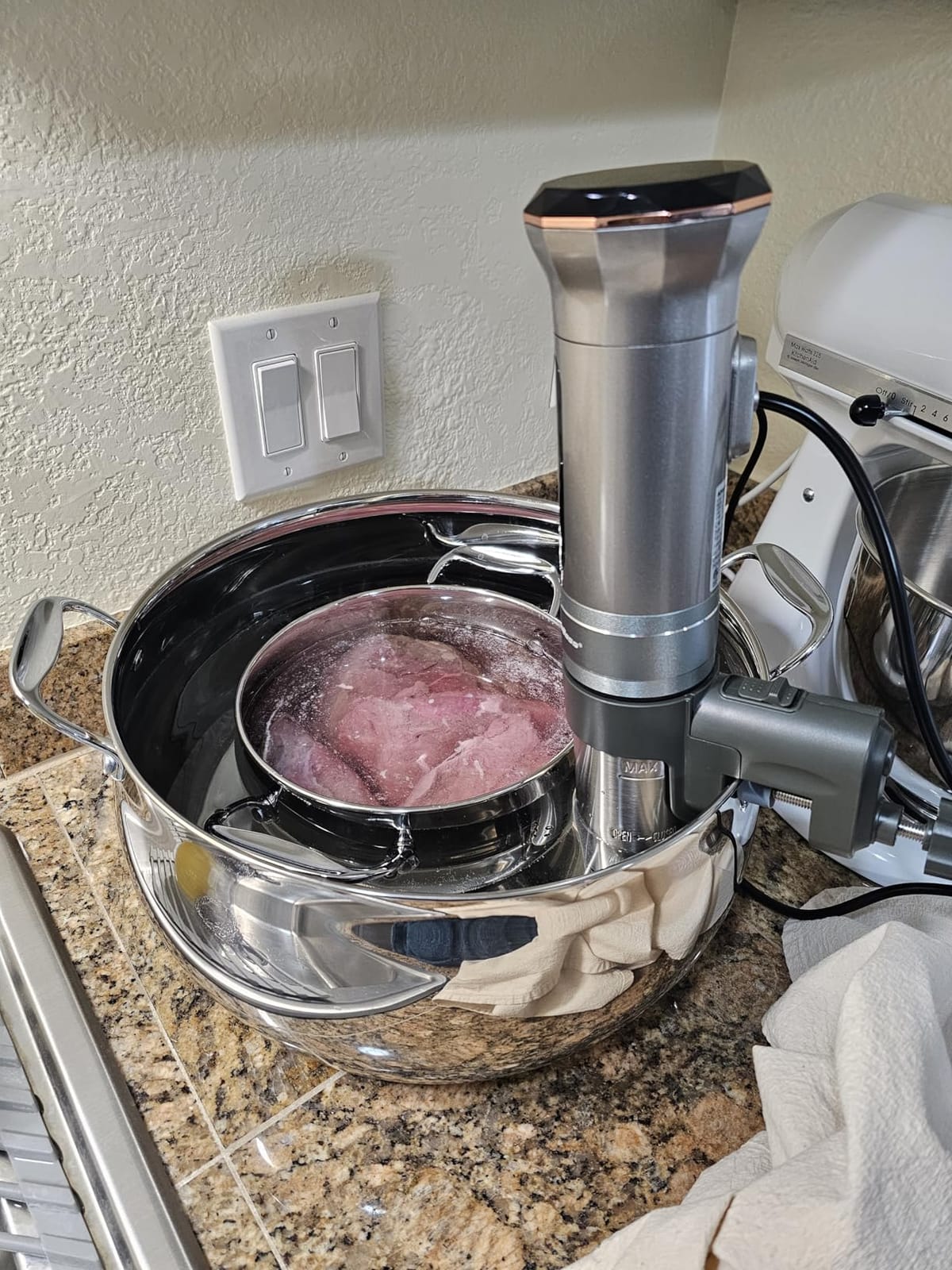 KitchenBoss Sous Vide Cooker Machine Ultra-quiet 1100 Watts G300S customer photo 2