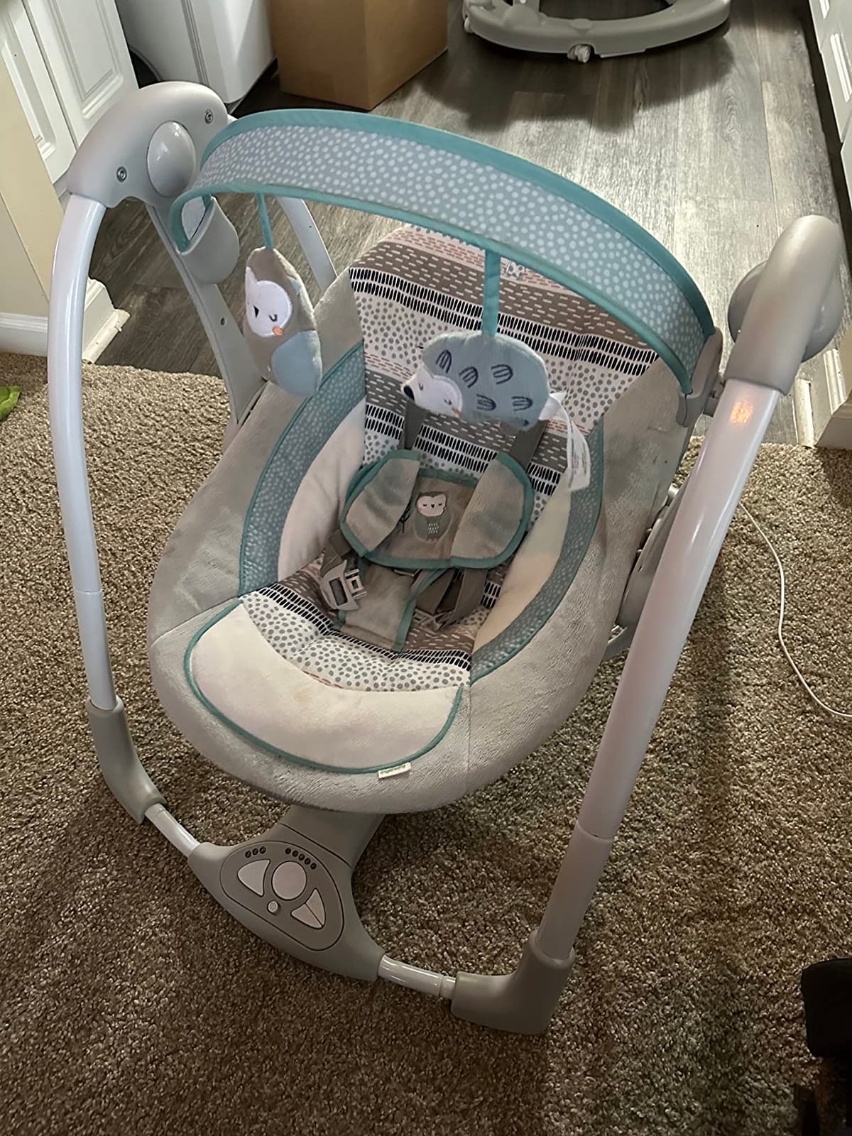 Ingenuity Compact Lightweight Portable Baby Swing with Music, Nature Sounds and Battery-Saving Technology - Abernathy, 0-9 Months customer photo 1