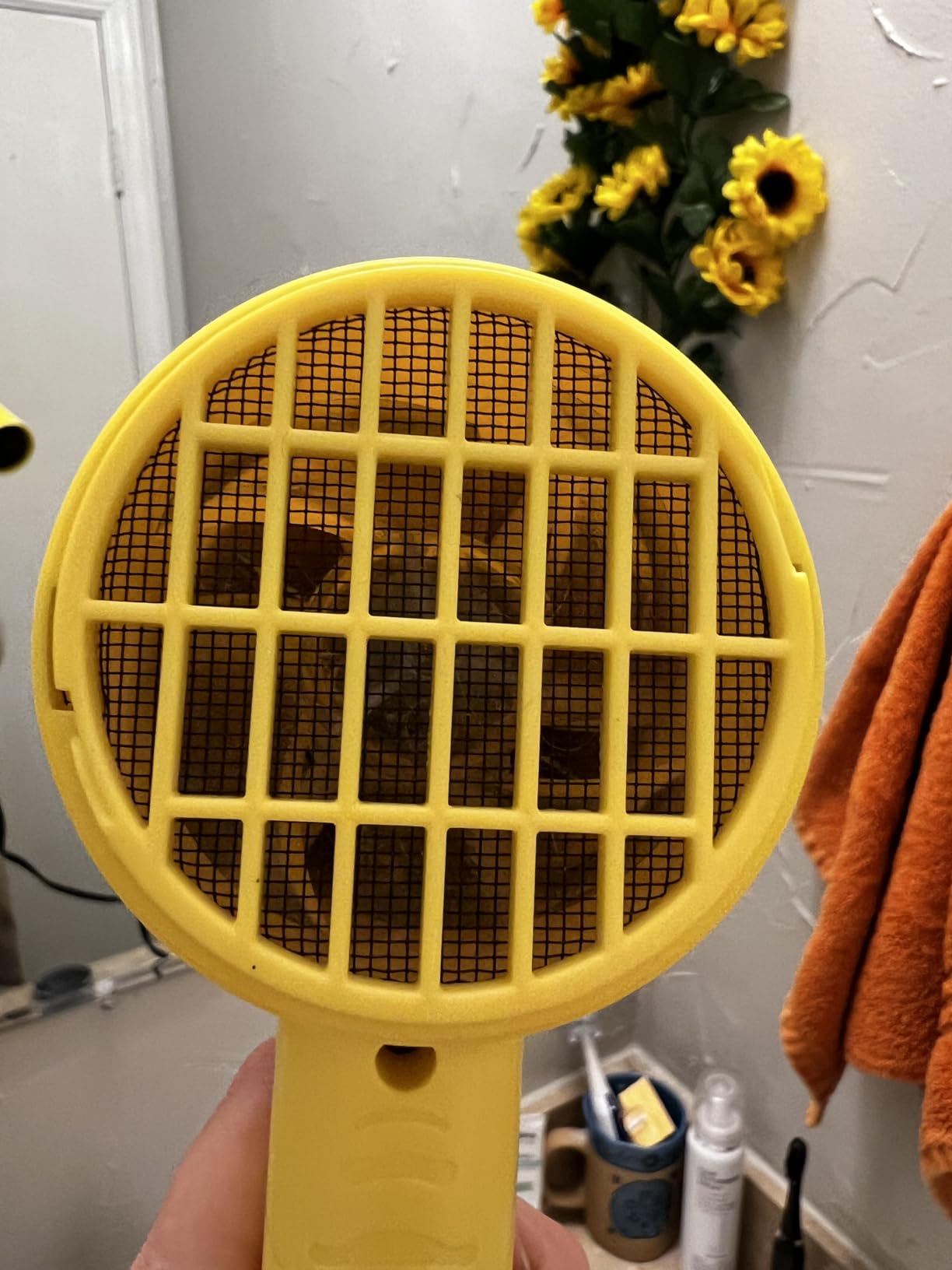REVLON Compact Ionic Travel Hair Dryer, 1875 Watt, Yellow | Tourmaline Ionic Technology for Less Frizz, More Shine, Lightweight Design, 2 Heat/Speed Settings + Cool Shot customer photo 2