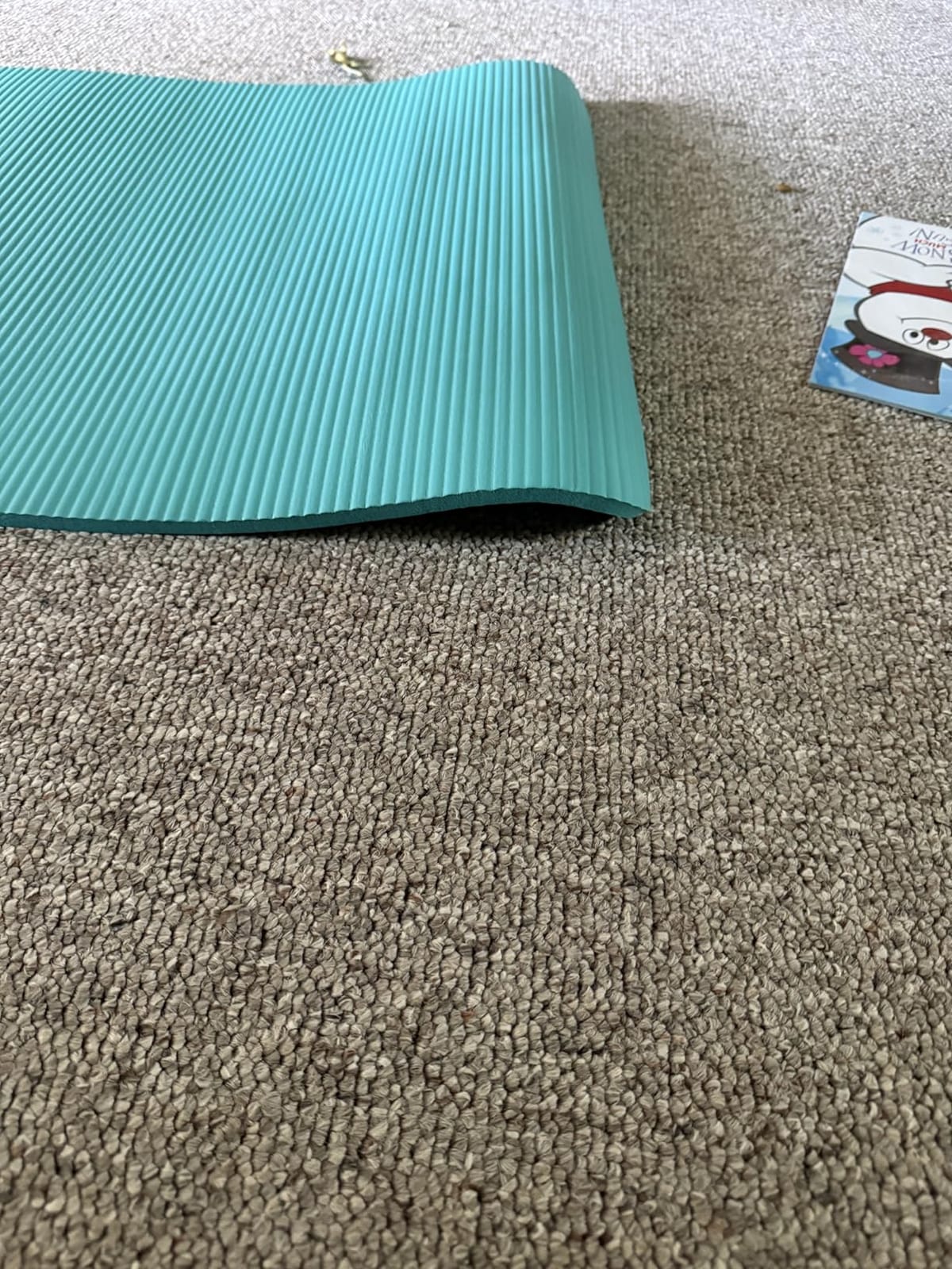 Gaiam Thick Yoga Mat, Exercise & Fitness Mat with Easy-Cinch Carrying Strap | Non-Slip NBR Foam | Joint Cushioning | Yoga, Pilates, Fitness & Floor Workouts | 72