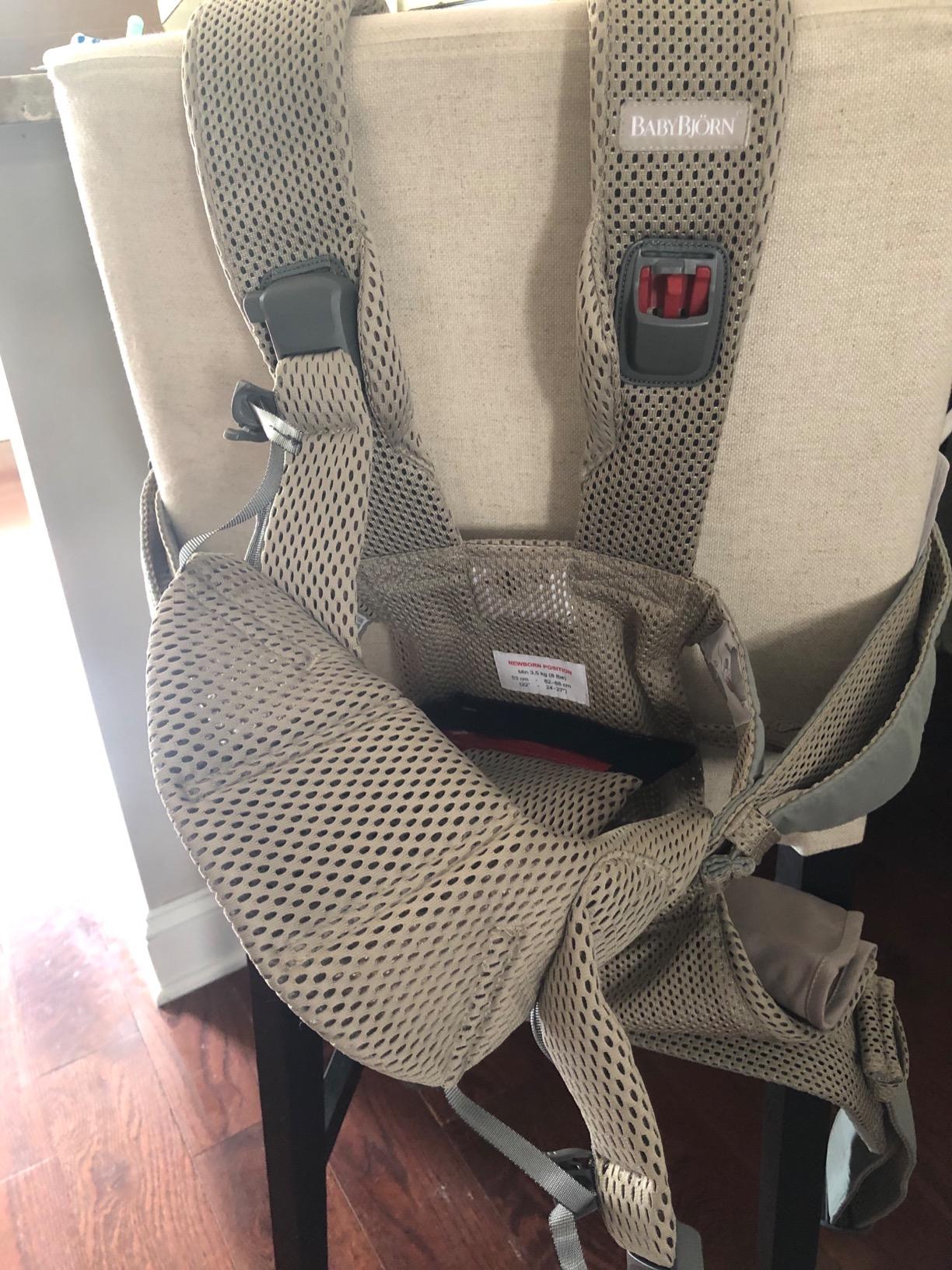 BabyBjorn New Baby Carrier One Air 2019 Edition, Mesh, Silver, One Size (Pack of 1) customer photo 1