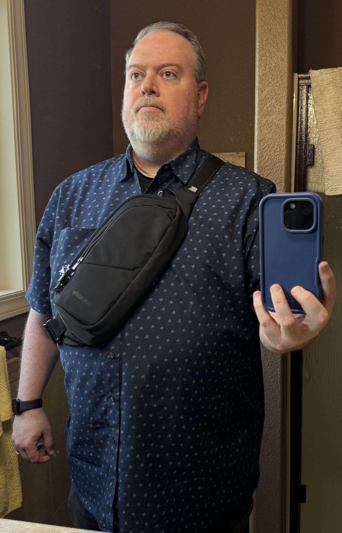 Pacsafe Vibe 150 2.5 Liter Anti Theft Sling Pack, Black customer photo 2