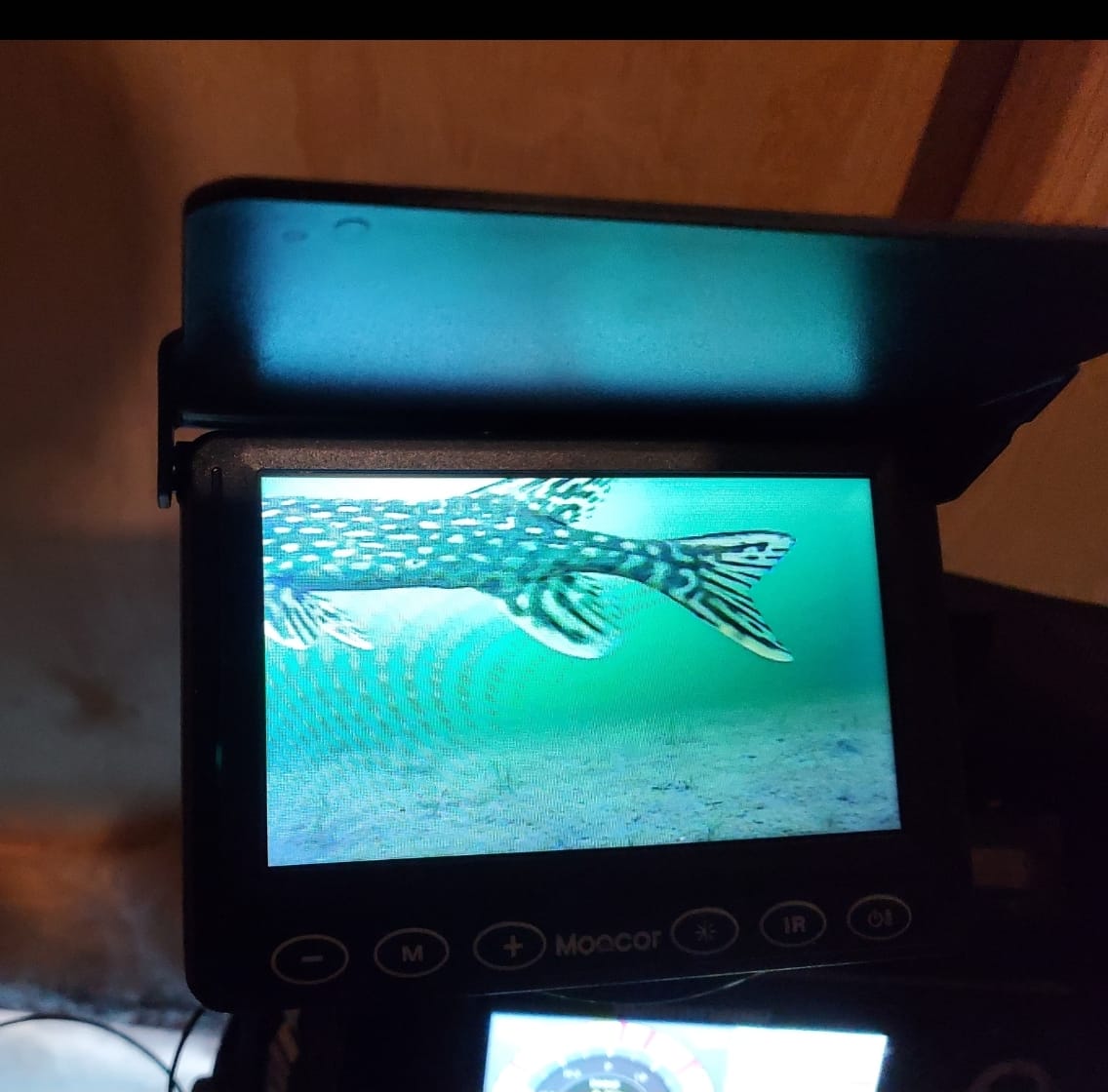 [FishPRO 2026 Upgrade] Underwater Fishing Camera 4.3'' Ice Fishing Camera 1000 TVL w/ 65ft Magnetic-Spool, IR, USB-C, 5000mAh, Portable Fish Finder for Ice Lake Boat Kayak Fishing customer photo 2