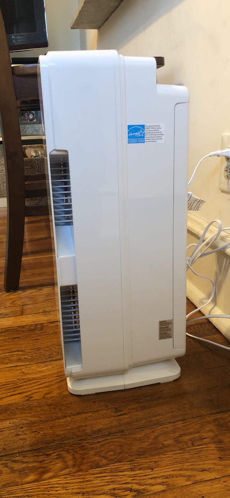 GermGuardian Air Purifier for Homes with Pets, H13 Pet HEPA Filter, Removes Pet Dander, Dust, Allergens, Smoke, Pollen, Odors, Mold, UV-C Light Helps Reduce Germs, 22 Inch, White, AC4300WPT customer photo 2