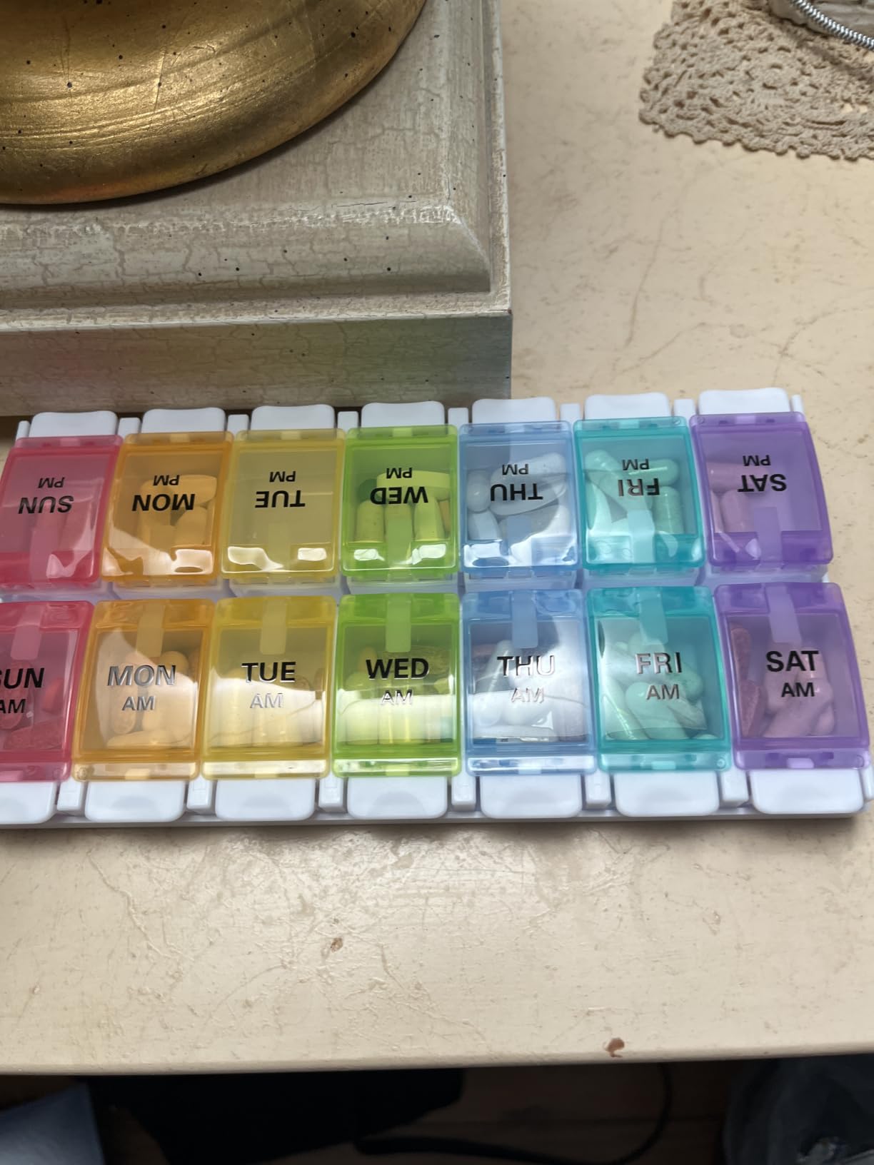 Sukuos AM PM Weekly Pill Organizer 2 Times A Day, Large Daily Pill Box Case 7 Day with Easy Push Button Design, Detachable Medicine Holder for Vitamin/Fish Oil/Supplements (Rainbow) customer photo 2
