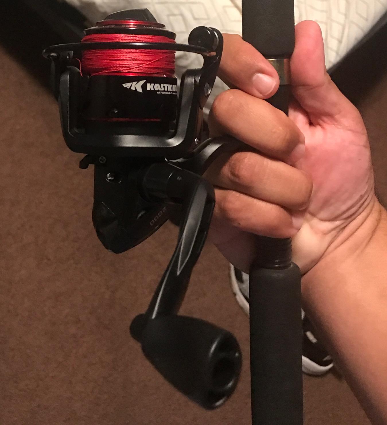 KastKing Brutus Spinning Fishing Reels, 5.2:1 Gear Ratio, Lightweight | Max Drag: 18.6 lb, 4+1 BB, 6.5-13.1 oz, Graphite Frame, CNC Aluminum Spool, 500-5000 Sizes Ideal for Freshwater customer photo 1
