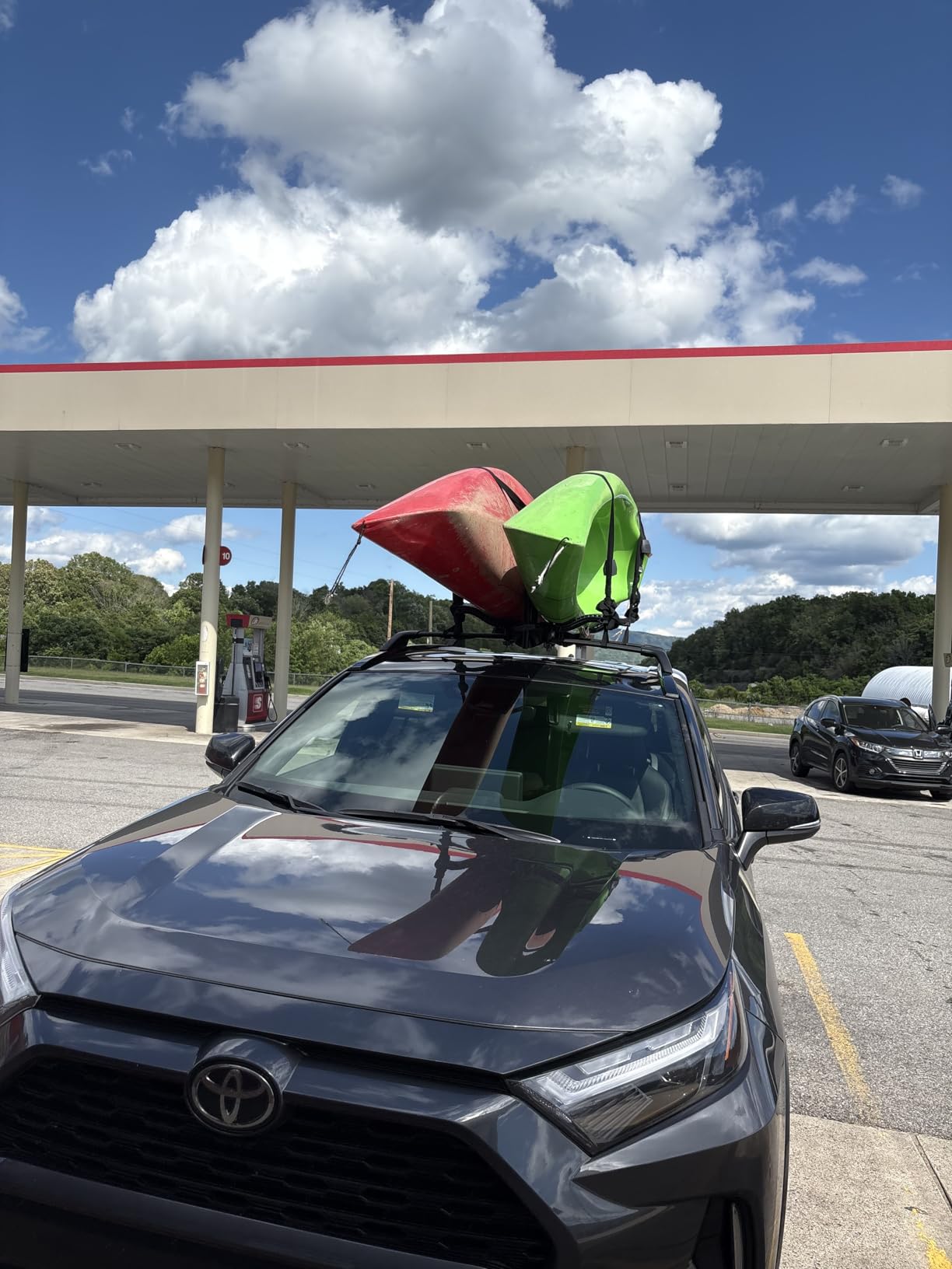 Thule Compass Kayak and SUP Roof Rack, J-Style Carrier, 130lb Weight Limit customer photo 2