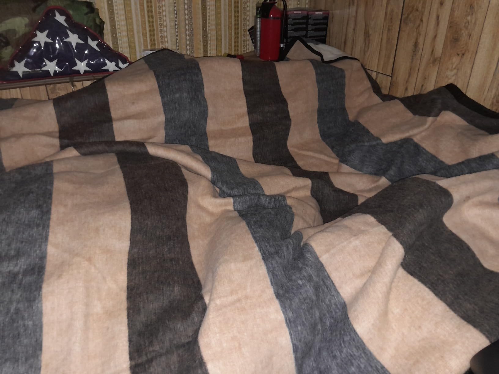 Alpaca & Sheep Wool Blanket, Twin Size, Heavyweight Warmth, Earth Tones | 50/50 alpaca and sheep wool (Merino & Dorset), woven in the Peruvian Andes. Breathable warmth with no synthetic fill. customer photo 2