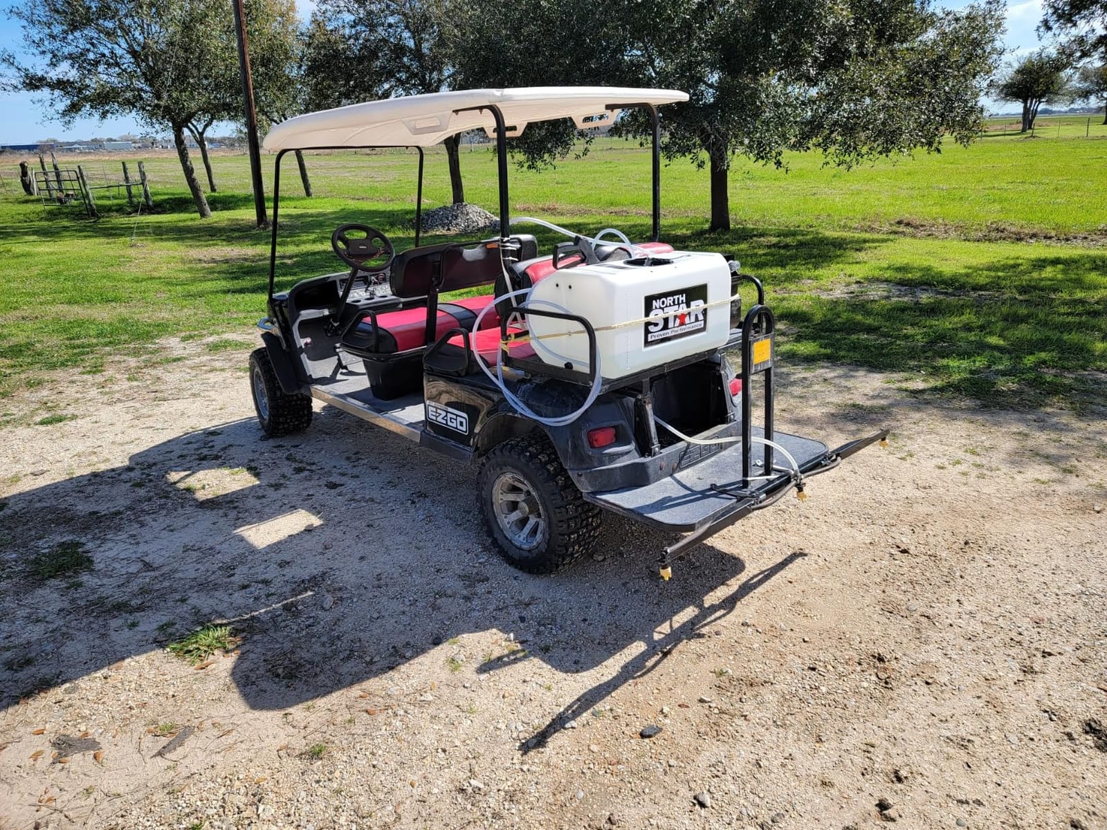 NorthStar ATV Boomless Broadcast/Spot Sprayer, 2.2 GPM, 12V | Wide-area coverage, Targeted spot application, ATV-mounted convenience, Lawn/farm/acreage use, Durable tank construction customer photo 2
