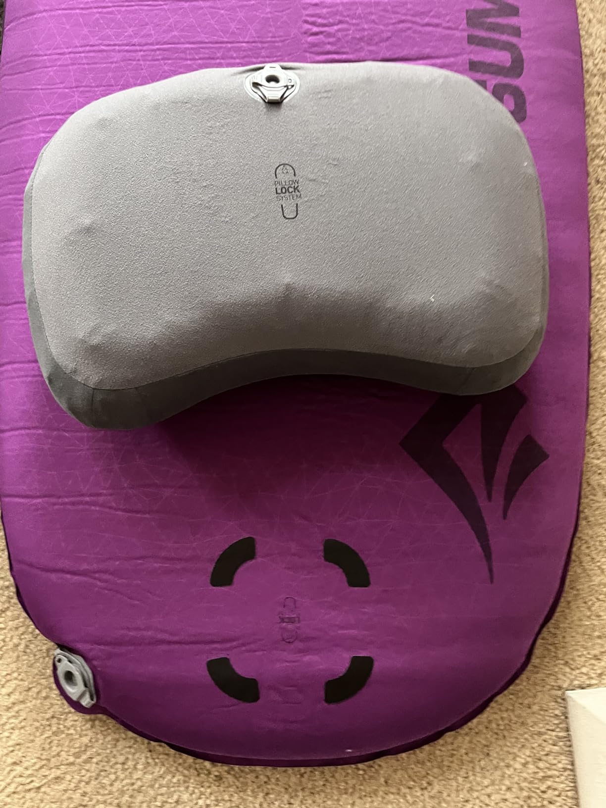 Sea to Summit Aeros Premium Inflatable Pillow, Regular, Lime | Ultralight inflatable travel pillow with a memory foam top layer and soft stretch-knit exterior brings comfort anywhere customer photo 2