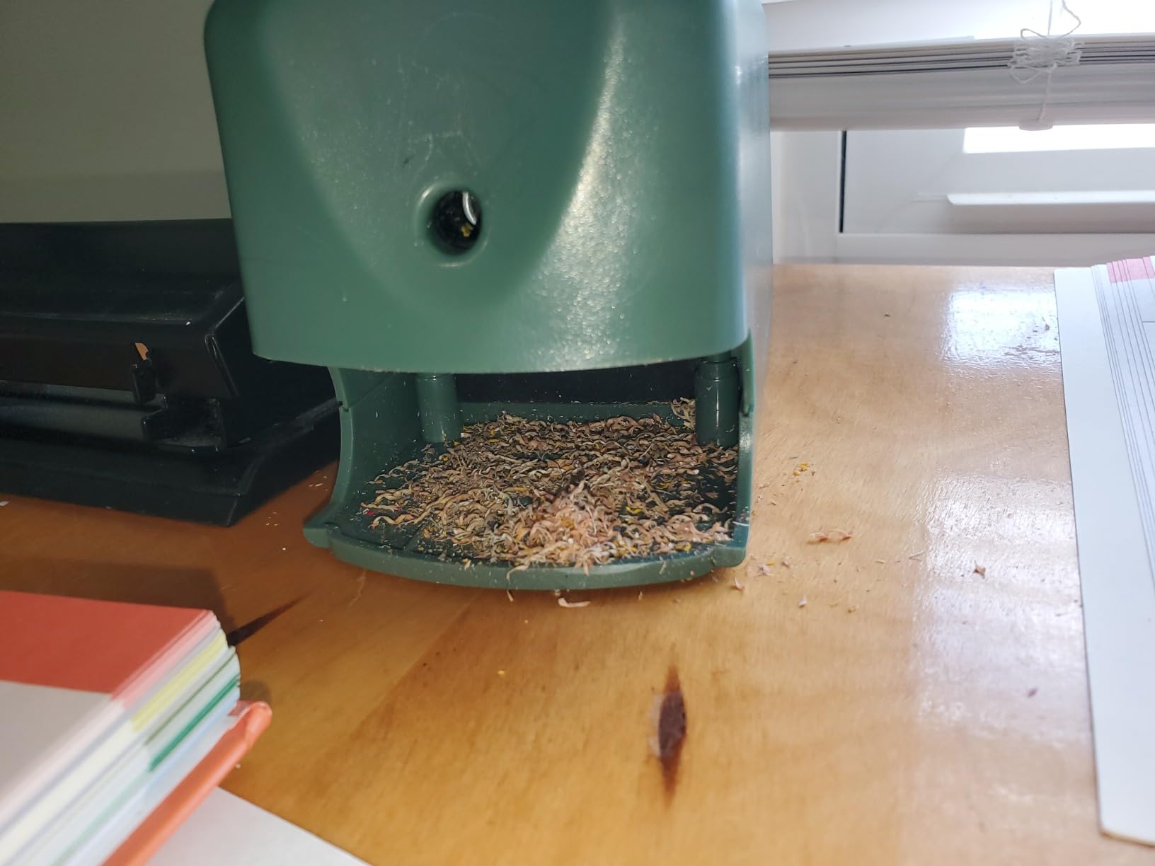 AFMAT Electric Pencil Sharpener, Heavy Duty Pencil Sharpener for Classroom, 6.5-8mm No.2/Colored Pencils, UL Listed, 10,000+ Sharpenings PS13 customer photo 2