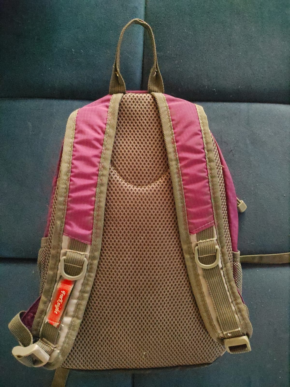 Bseash 10L Small Hiking Backpack for Kids Ages 3-6 Girls Boys Under 4 feet customer photo 1