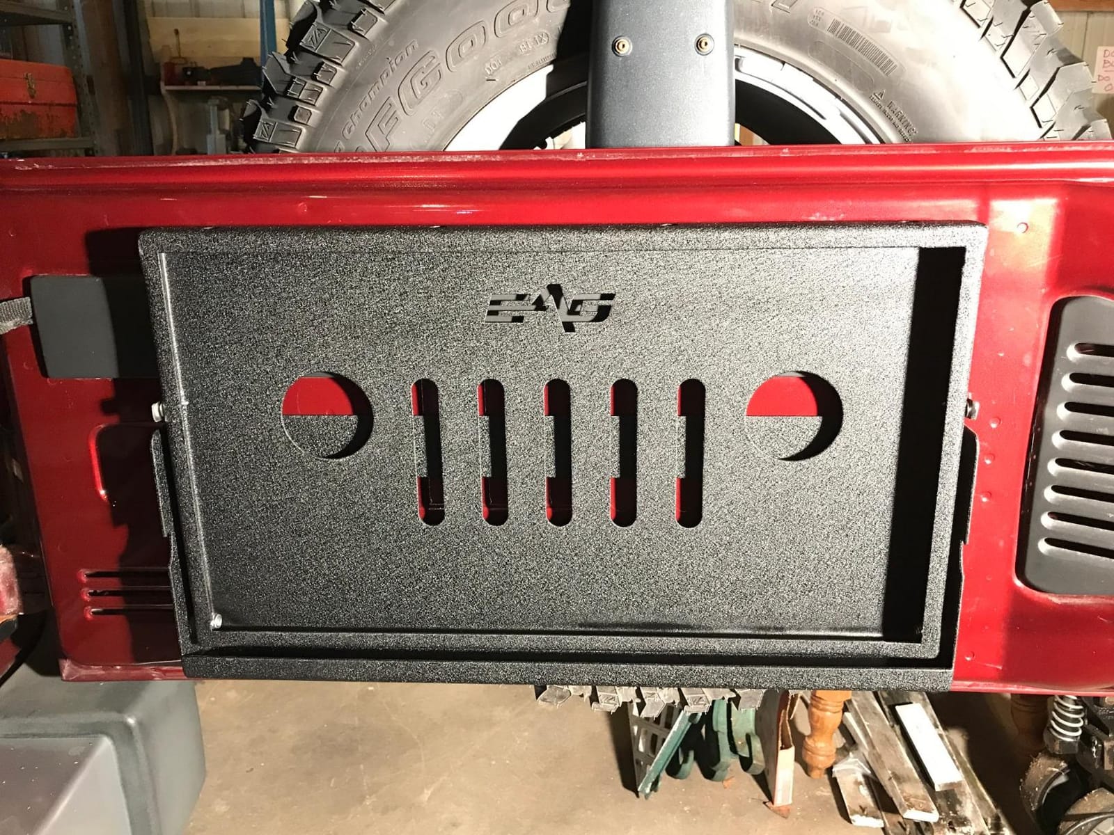 EAG Metal Tailgate Table Cargo Storage Rack Shelf Compatible with 07-18 Wrangler JK customer photo 1