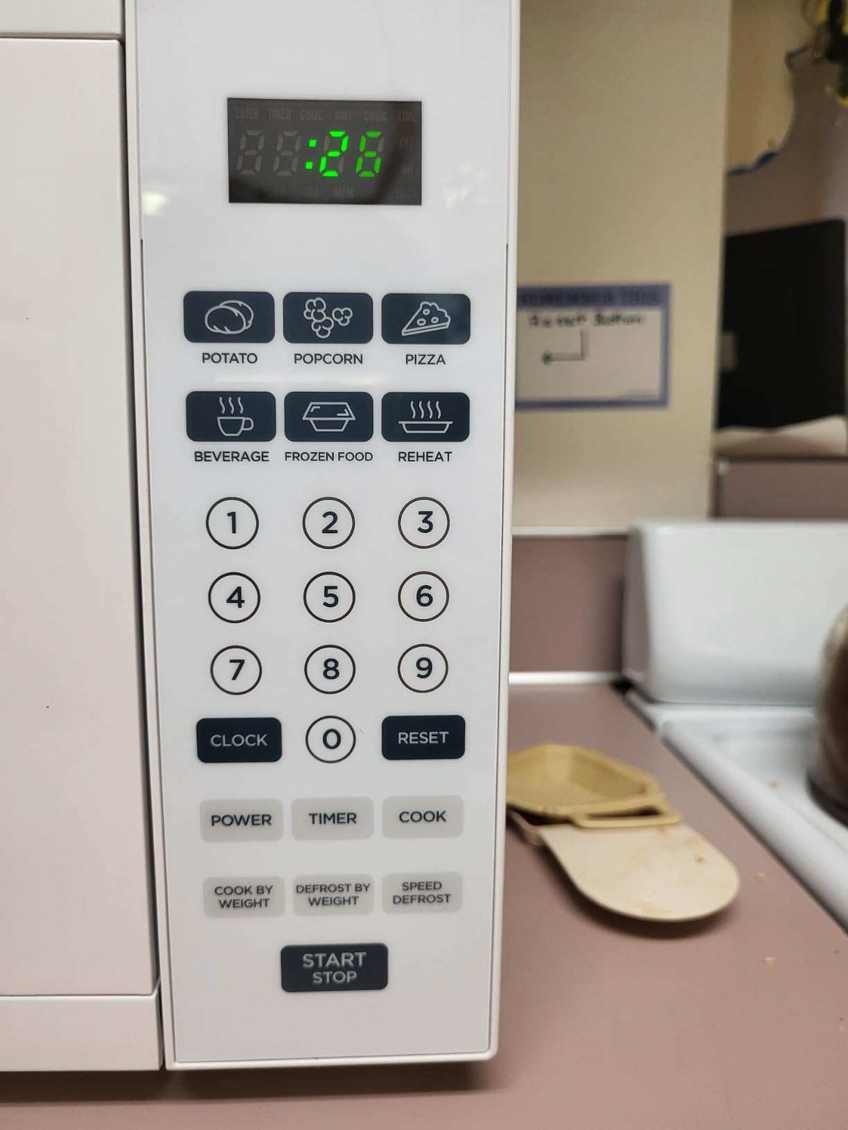 Commercial Chef 0.7 Cu. Ft. Countertop Microwave Oven, CHM770W, White | Touch Controls with Digital LED Display, 700W Small Microwave, Recessed Door Handle, 10 Power Levels customer photo 2