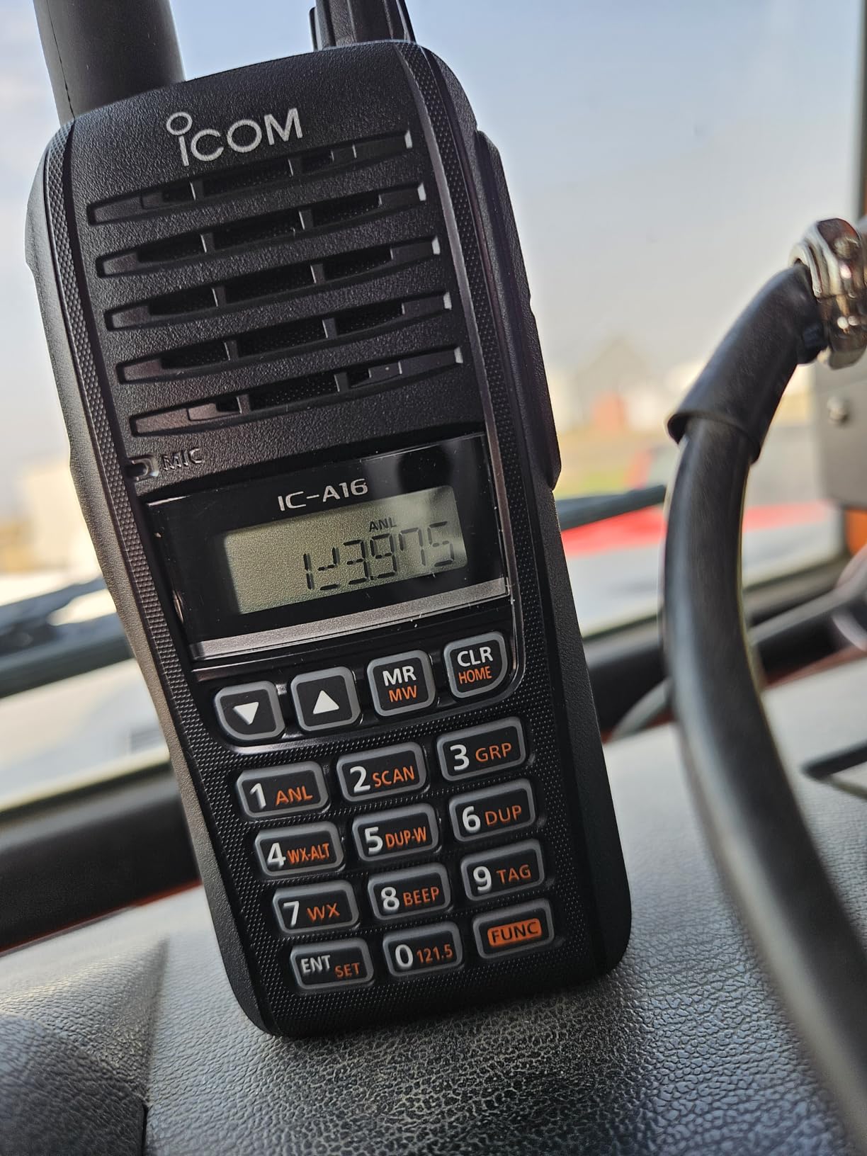 Icom IC-A16 VHF COM Aviation Handheld customer photo 2