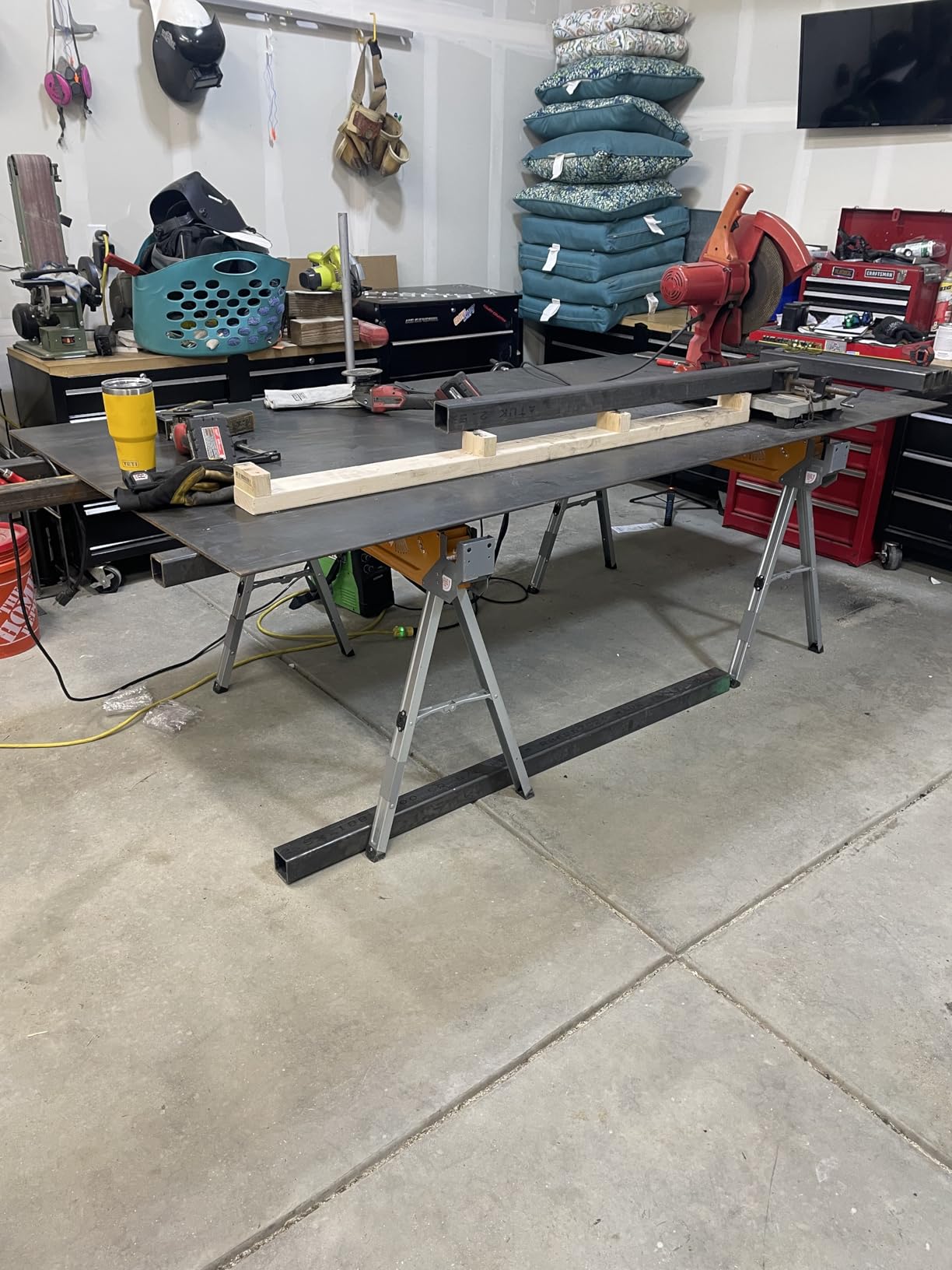 BORA Speedhorse Saw Horses 2 Pack Folding Heavy Duty Metal Sawhorse customer photo 2