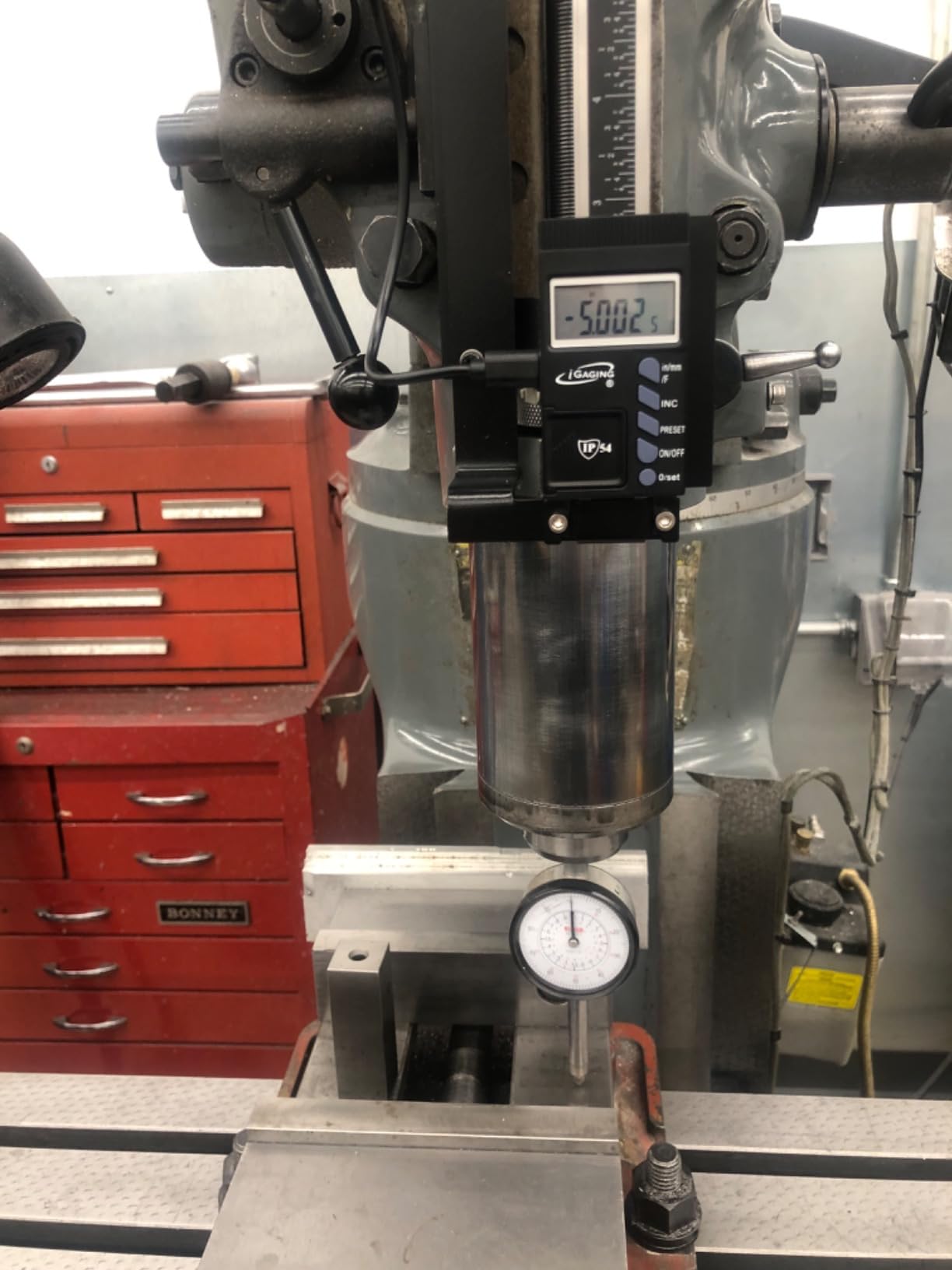 iGaging Digital Readout (DRO) and Quill Kit Mounting Bracket for Bridgeport Type Mills 6