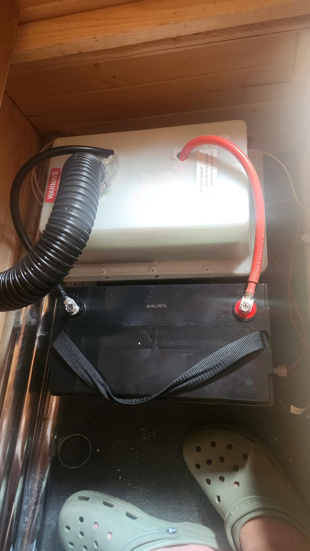 Weize Deep Cycle AGM 12 Volt 100Ah Battery, Maintenance-Free, 3% Self-Discharge Rate, 1150A Max Discharge Current, Perfect for RV, Solar, Trolling Motor, Wind, Marine, Camping and Off-Grid System customer photo 2