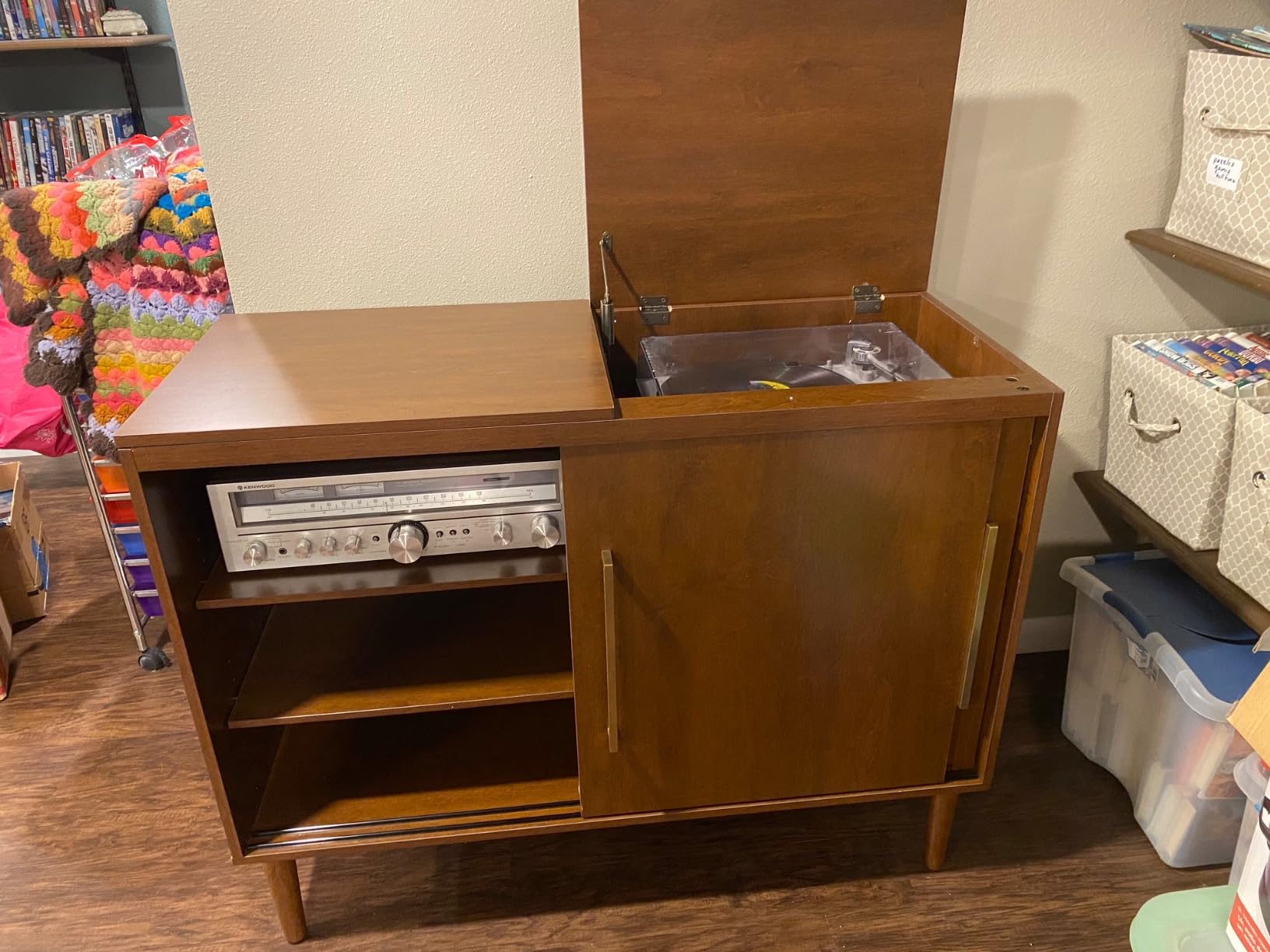 Crosley Furniture Everett Media Console and Record Player Stand with Storage for Vinyl Records, Matte Black customer photo 1
