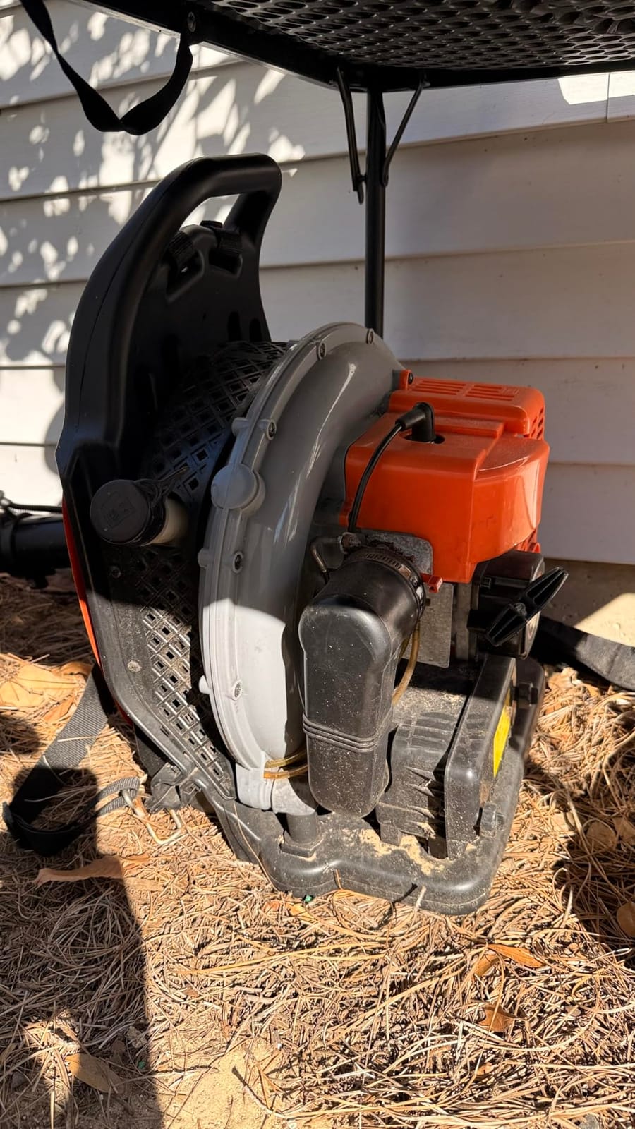 Backpack Gas Powered Leaf Blower, Commercial 2.7kW 850CFM 63CC 4.3HP 2-Stroke Powerful Lightweight Gasoline Grass Lawn Blower w/Harness Air-Cooled & 1.8L Fuel Tank customer photo 2
