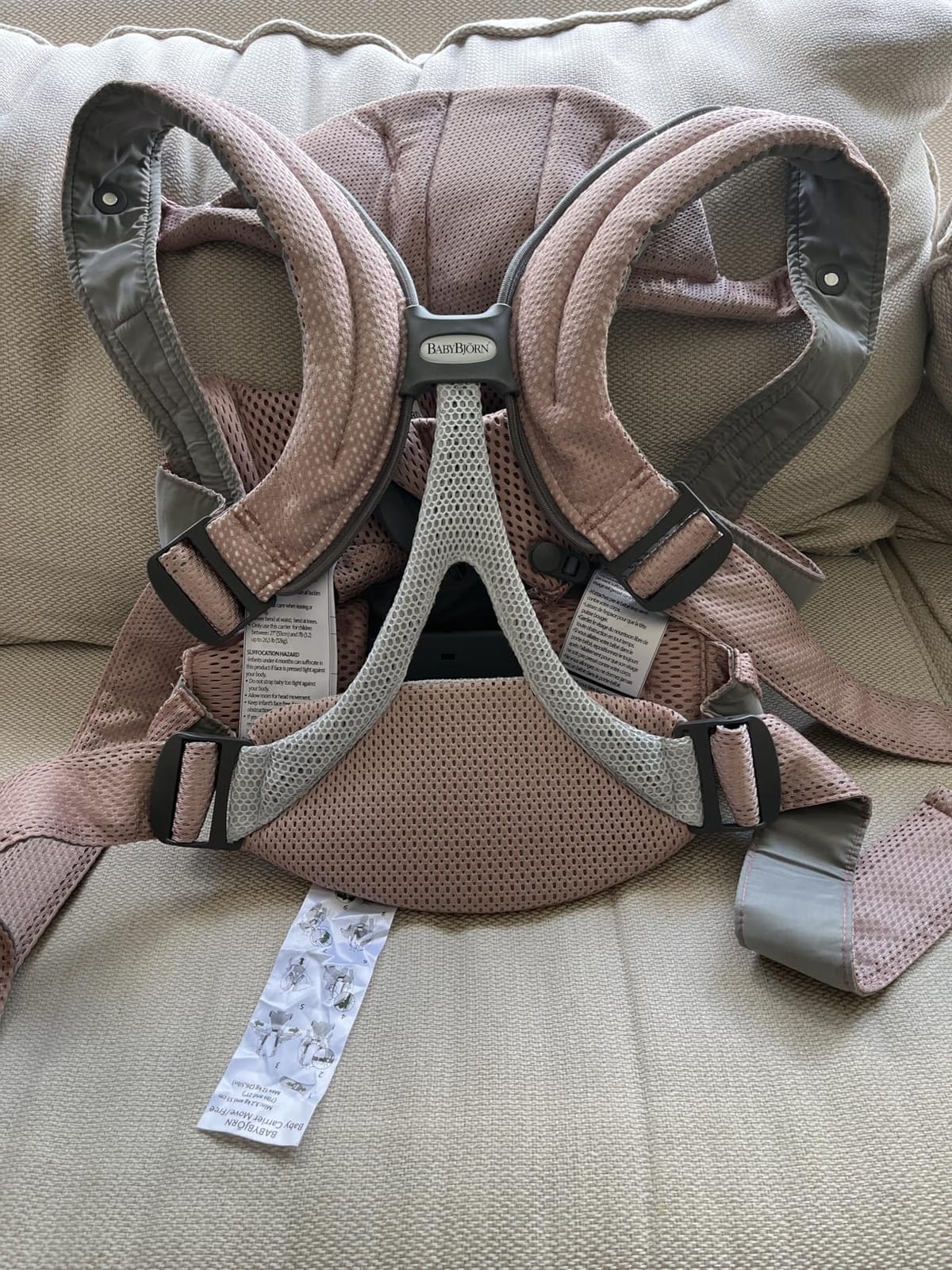 BabyBjörn Baby Carrier Free, Anthracite, 3D Mesh | Infant Carrier (7-26.5 lbs), Front Facing, Outward Facing, with Back Support, Ergonomic, Lumbar Support customer photo 1