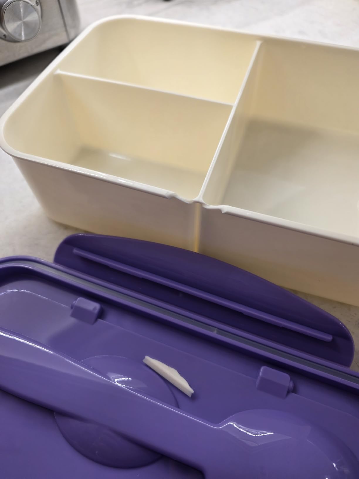 LOVINA Bento Boxes for Adults - 1100 ML Bento Lunch Box For Kids Childrens With Spoon & Fork - Durable for On-the-Go Meal, BPA-Free and Food-Safe Materials customer photo 1