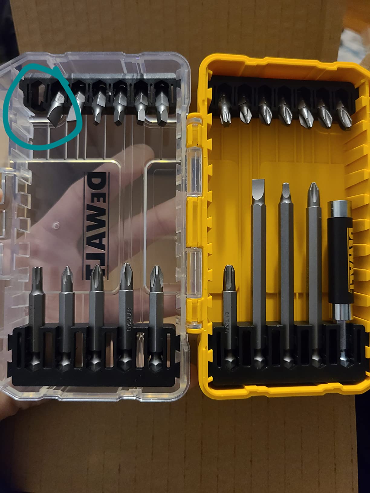 DEWALT 20V MAX* Cordless Drill/Driver Kit with Screwdriver/Drill Bit Set, 100-Piece (DCD771C2 & DWA2FTS100) customer photo 1