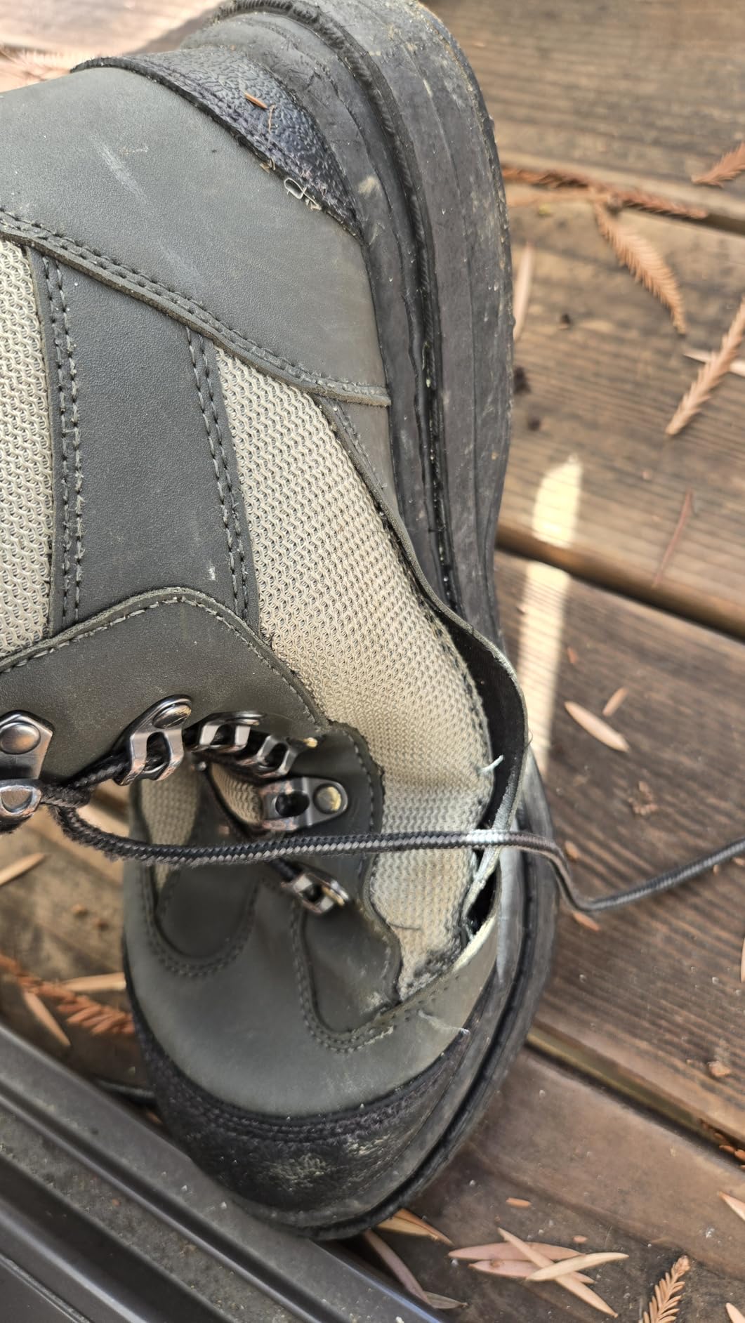 FROGG TOGGS Men's Hellbender Waterproof Fishing Wading Boot for Fishing in Felt or Cleated, Cleated, 11 customer photo 1