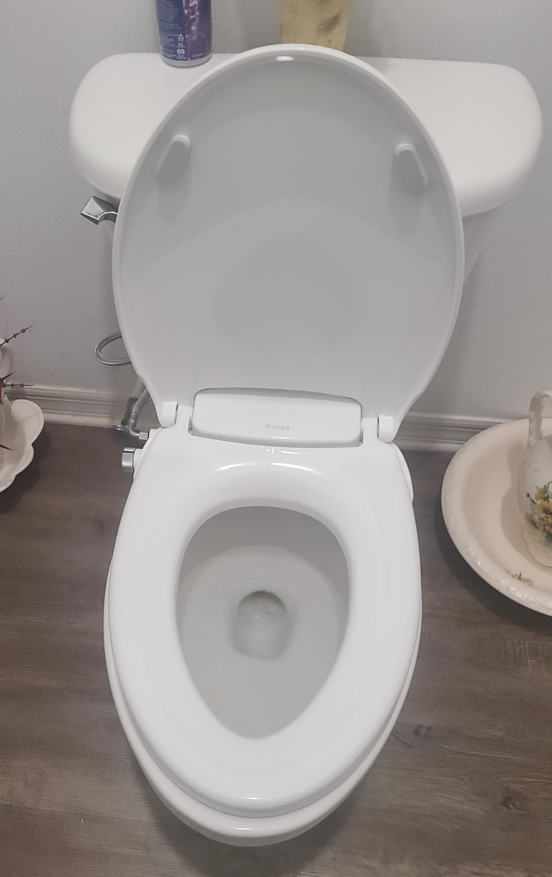 Brondell Bidet Toilet Seat Non-Electric Swash Ecoseat, Fits Elongated Toilets, White - Dual Nozzle System, Ambient Water Temperature - Bidet with Easy Installation customer photo 1