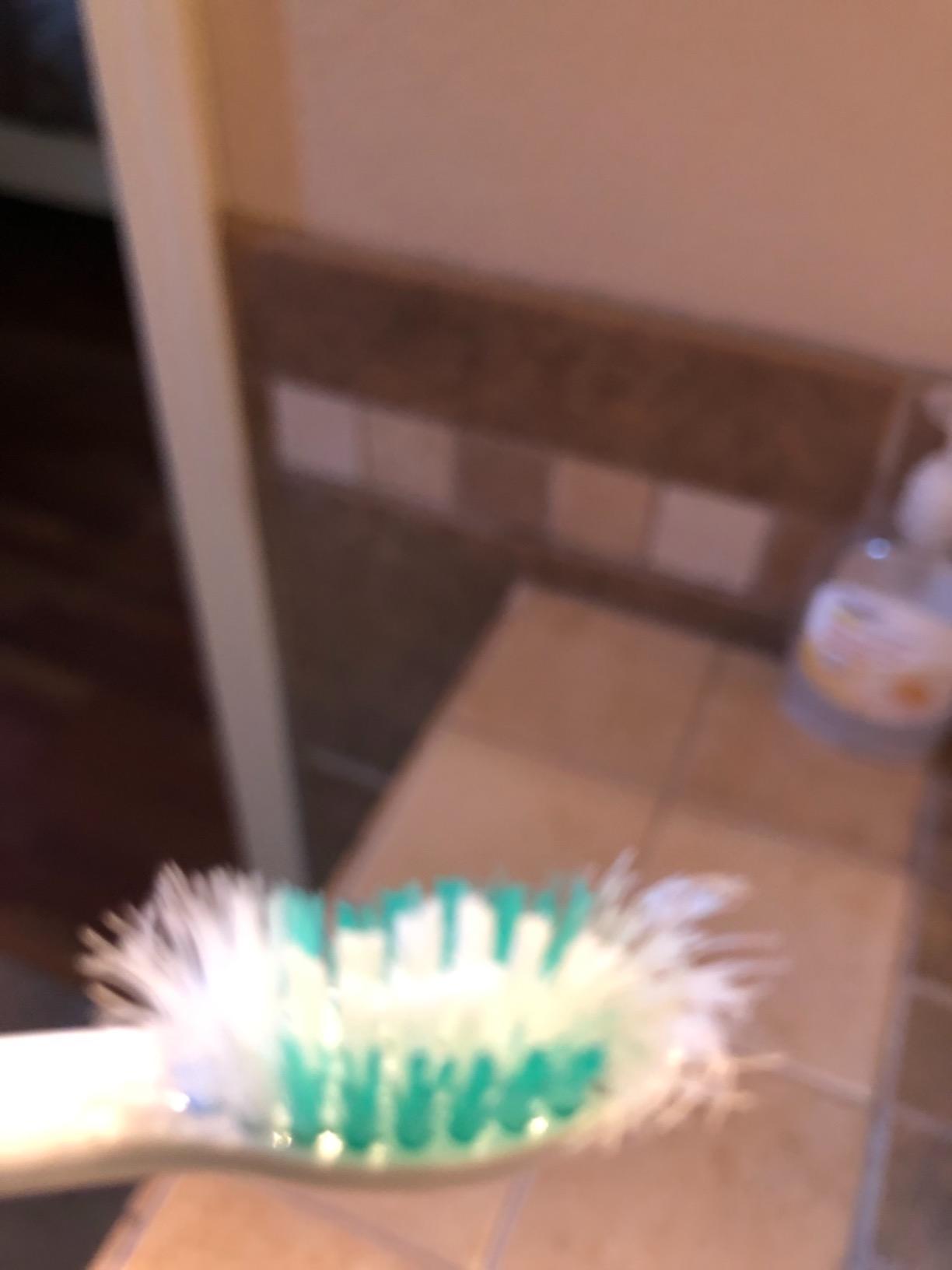 Philips Sonicare DailyClean 1100 Rechargeable Electric Power Toothbrush, White, HX3411/04 customer photo 2