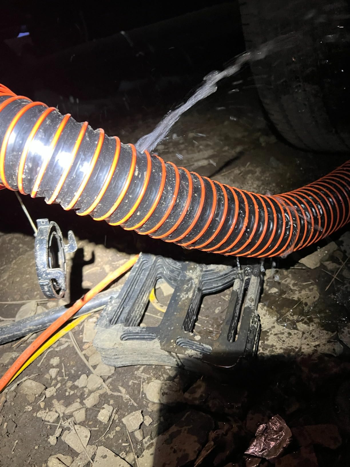 Camco RhinoEXTREME 20' Camper/RV Sewer Hose - RV Accessories Include 360° Clear Swivel Wye Fitting & Removable 4-in-1 Adapter for Storage and Organization & More - TPE Tech for Durability (21056) customer photo 2
