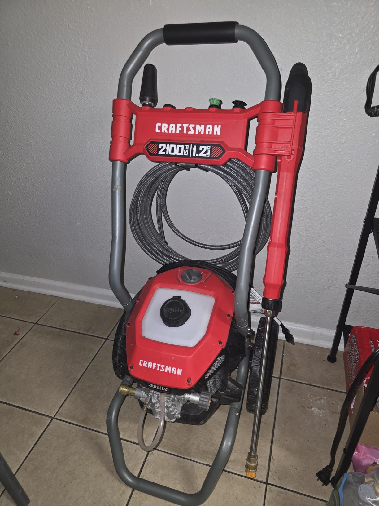 CRAFTSMAN Electric Pressure Washer, Cold Water, 2100-PSI, 1.2 GPM, Corded (CMEPW2100) customer photo 2