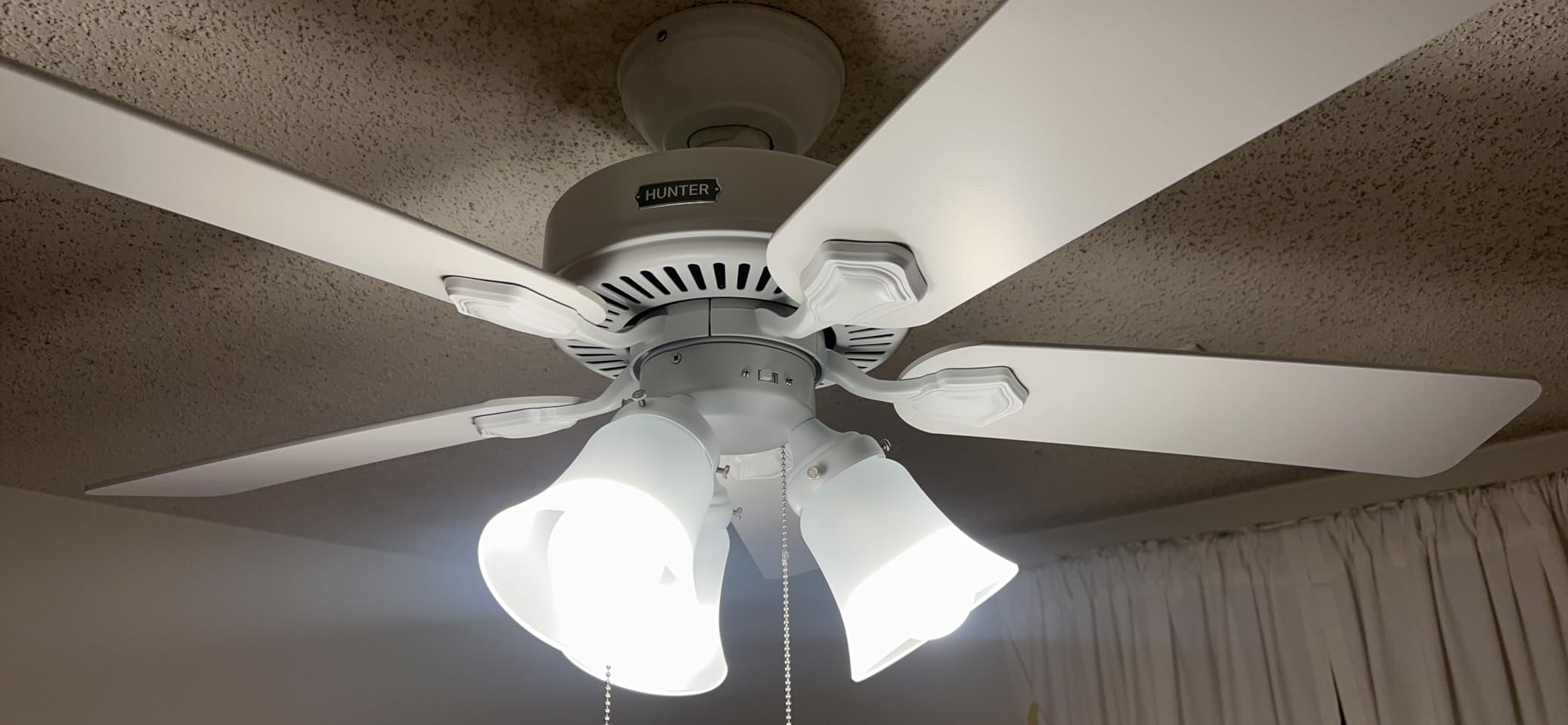 Hunter Swanson Indoor Ceiling Fan with LED Lights, 44 inch, Fresh White, Pull Chain, 5 Blades customer photo 2