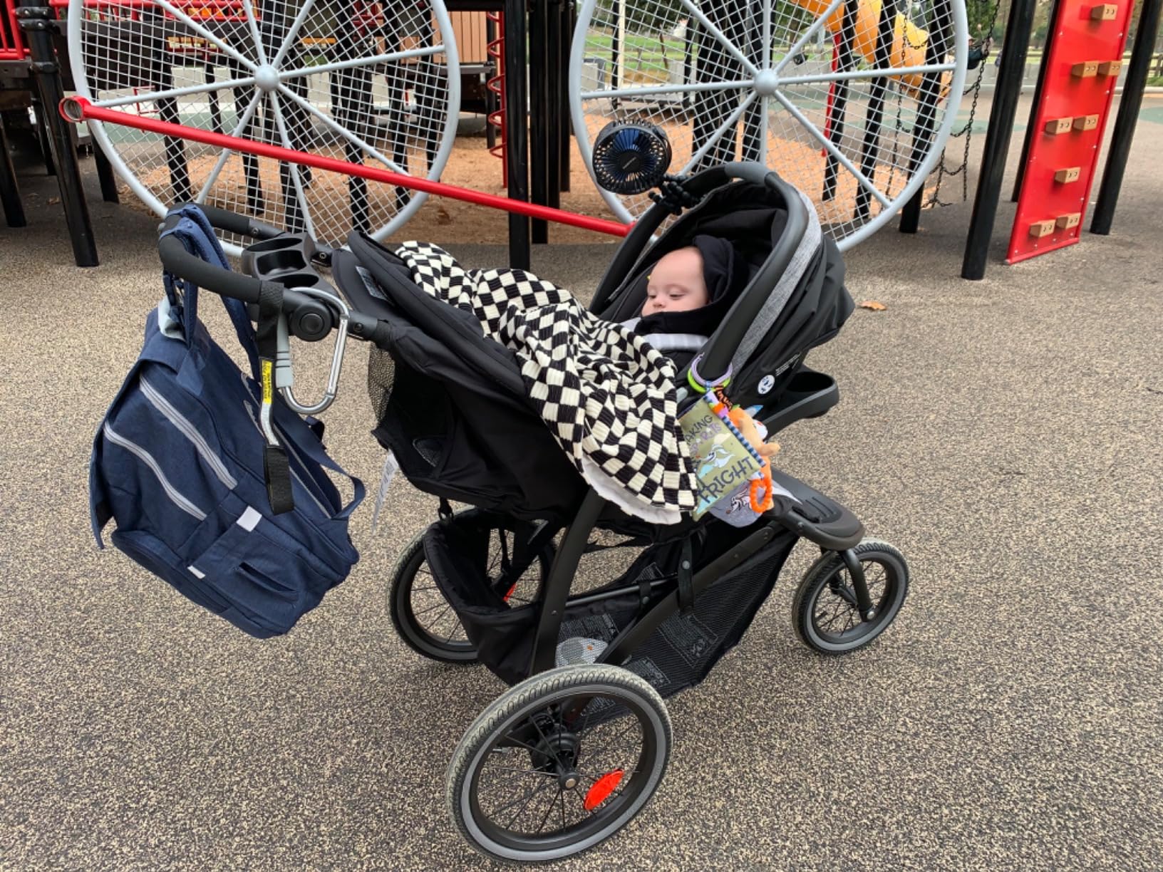 Graco FastAction Jogger LX Stroller, Drive, Convenient One-Hand Fold, ICS Compatible, Ideal for Parents on the Go customer photo 1