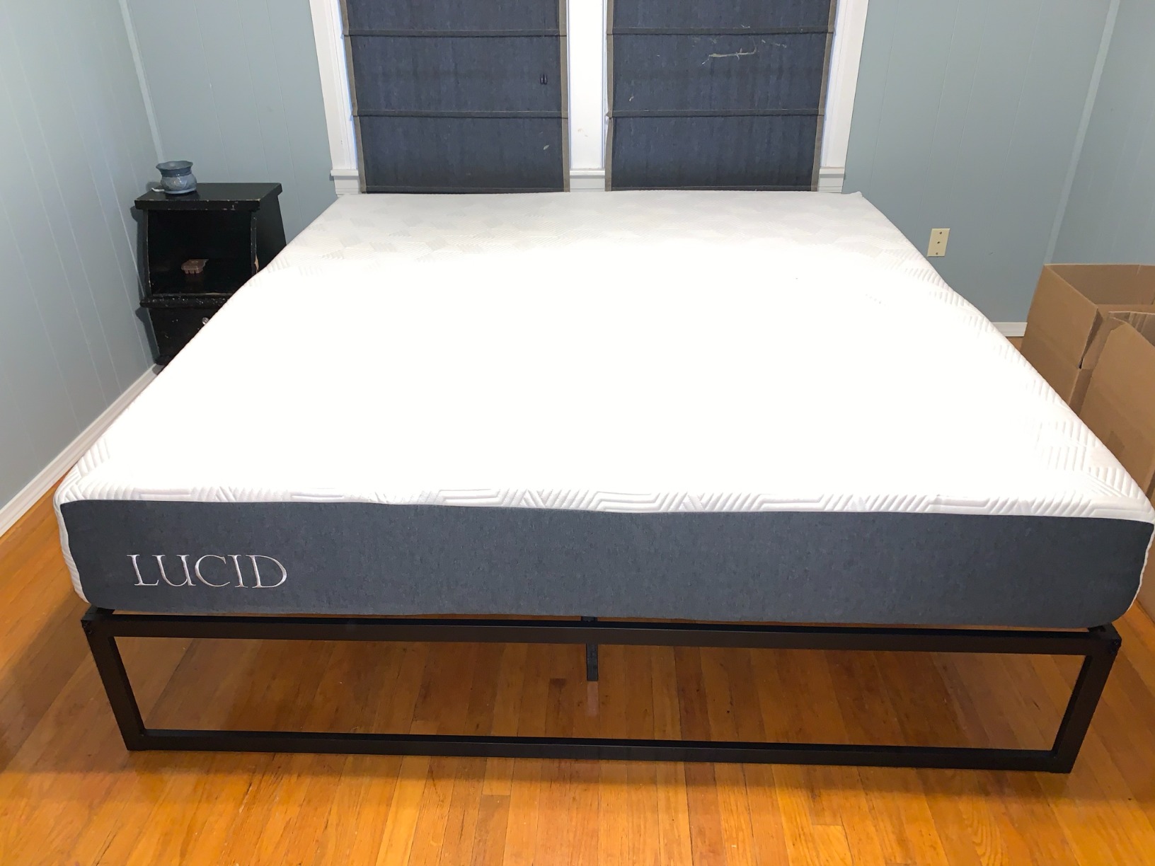 Lucid 12 Inch Plush Gel Memory Foam Mattress - Bamboo Charcoal & Cooling Gel - Fiberglass Free - Bed in a Box - CertiPUR-US Certified - Queen Size customer photo 1