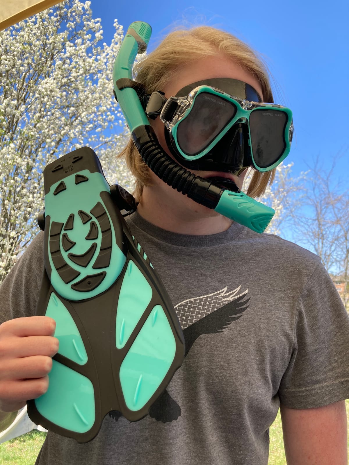 Snorkeling Gear for Adults, Panoramic Mask Anti-Fog & Dry Snorkel | Panoramic anti-fog mask with tempered glass lens, dry top snorkel, adjustable fins & travel bag for swimming and diving customer photo 2